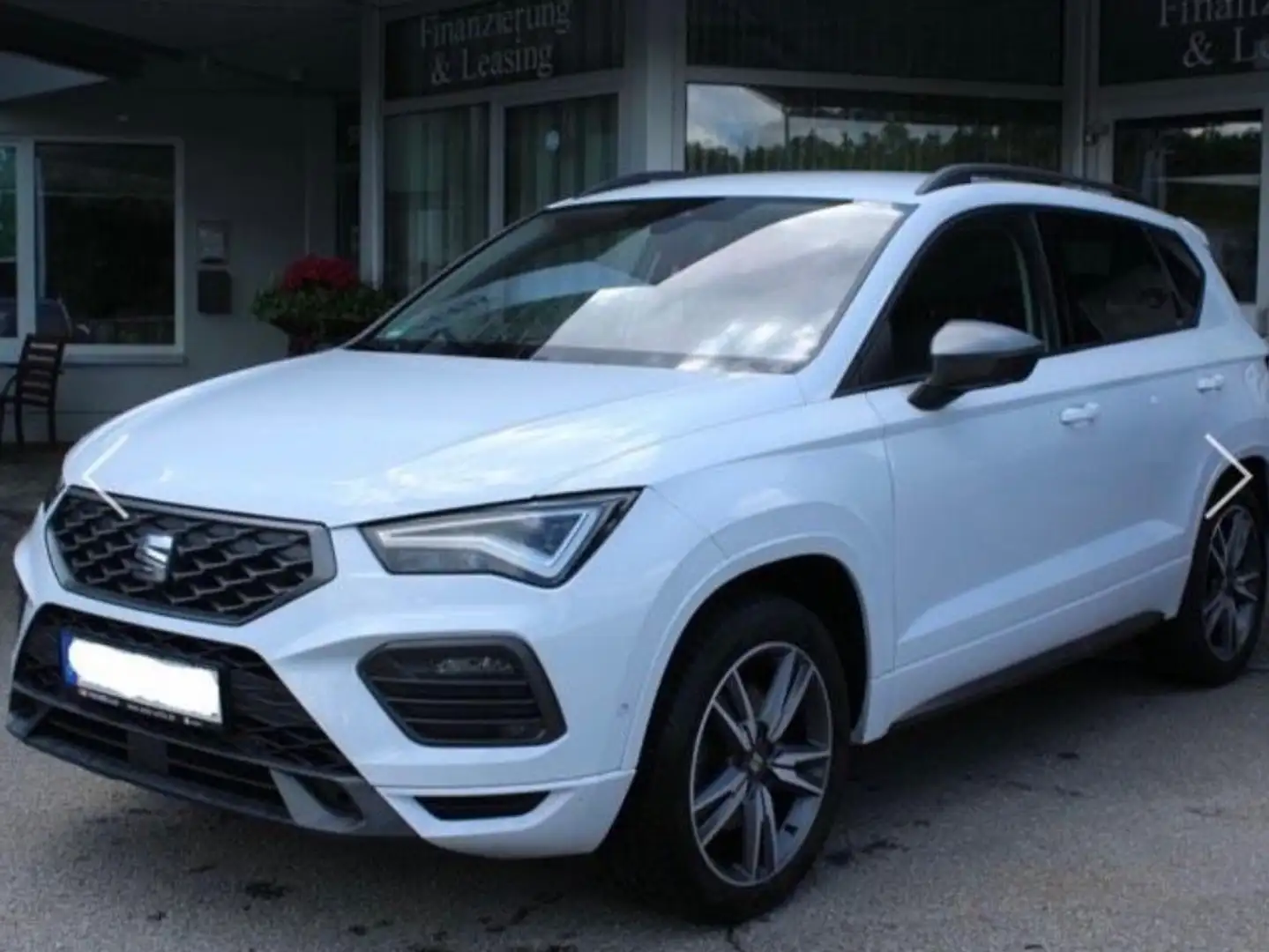 SEAT Ateca Ateca 2.0 TSI 4Drive DSG OPF FR Weiß - 1