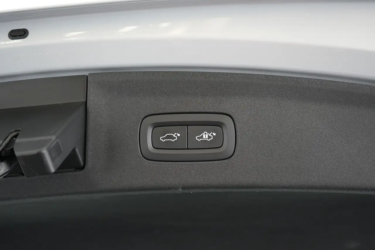 Polestar 2 69 kWh Single Motor Standard Range Pilot Plus LED, миниатюра 22