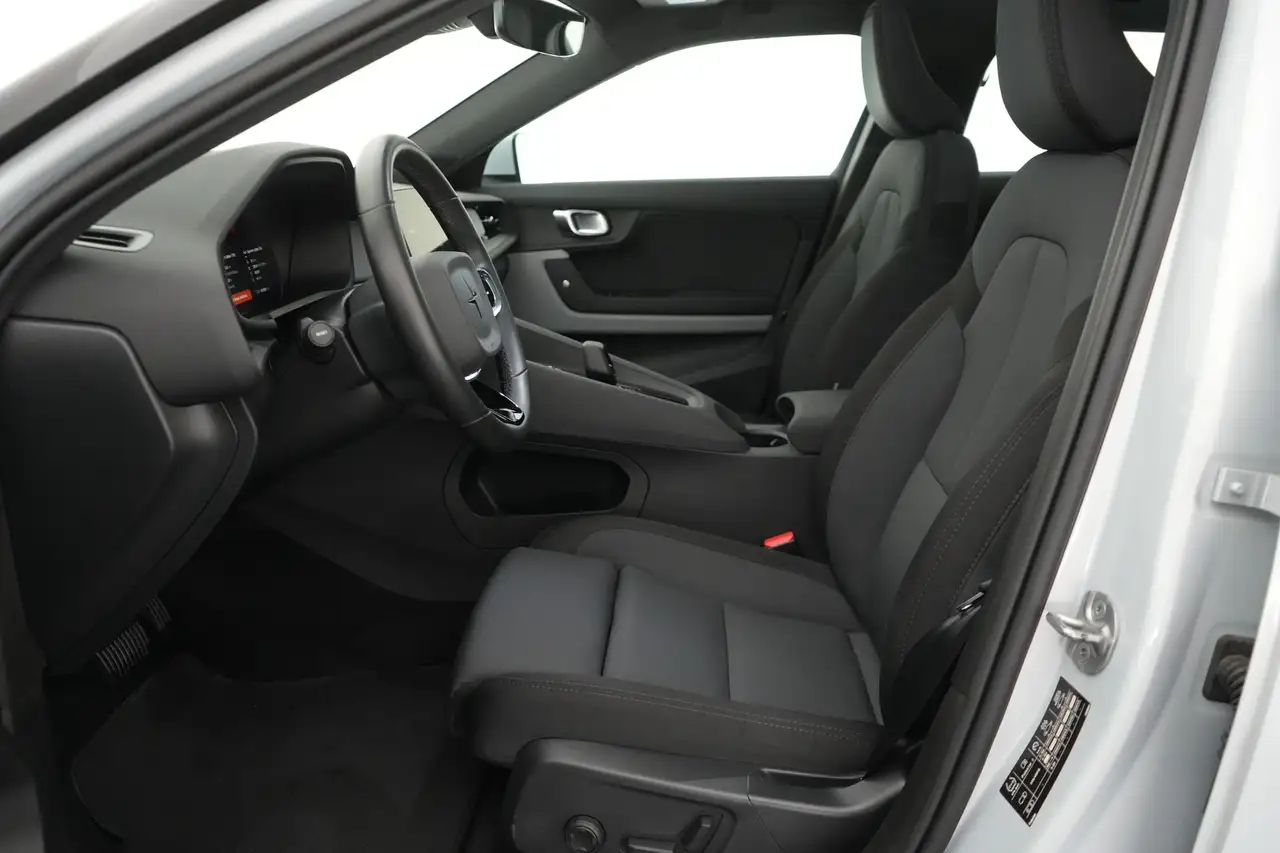 Polestar 2 69 kWh Single Motor Standard Range Pilot Plus LED, миниатюра 17