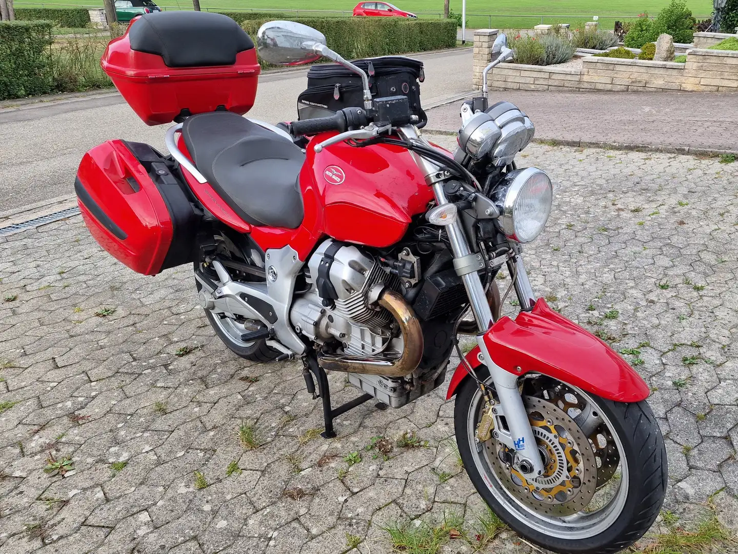 Moto Guzzi Breva 1200 ehemals Norge GT auf Naked Bike umgebaut Red - 2