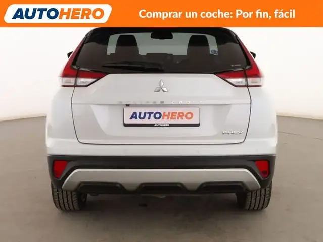 Mitsubishi Eclipse Cross view 5