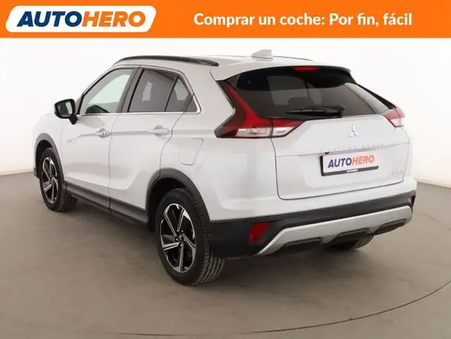 Mitsubishi Eclipse Cross view 4