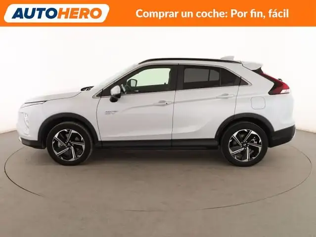 Mitsubishi Eclipse Cross view 3