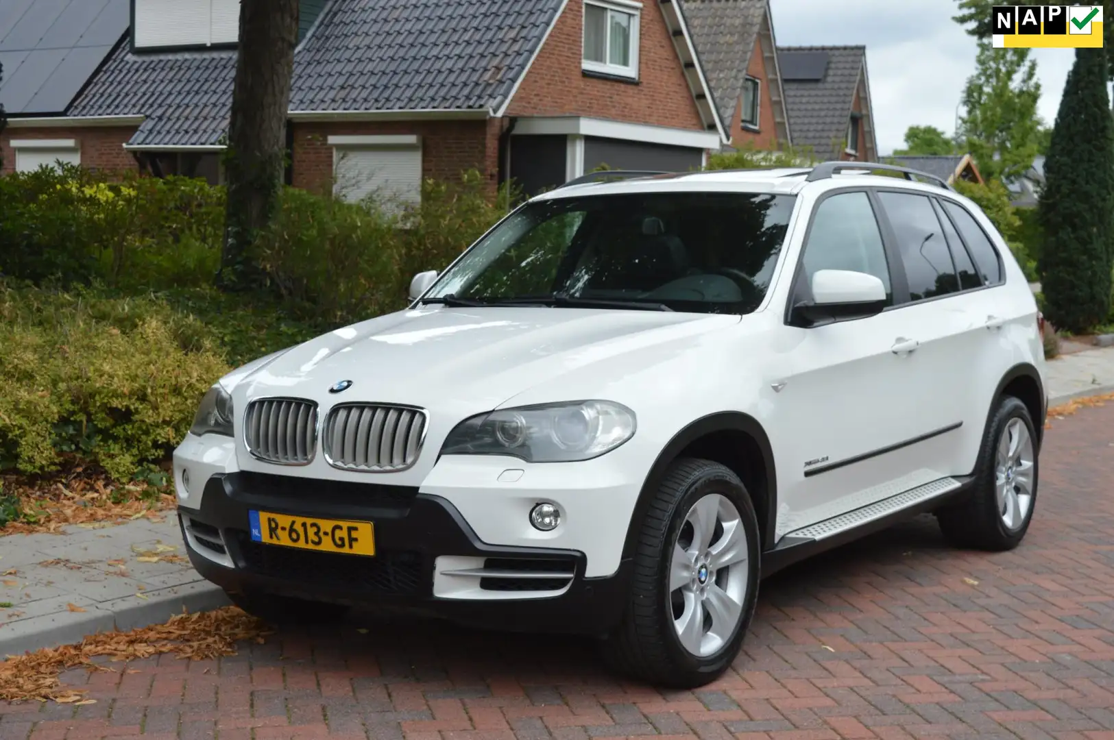BMW X5 4.8i High Exe/7-pers/panoramadak Wit - 1