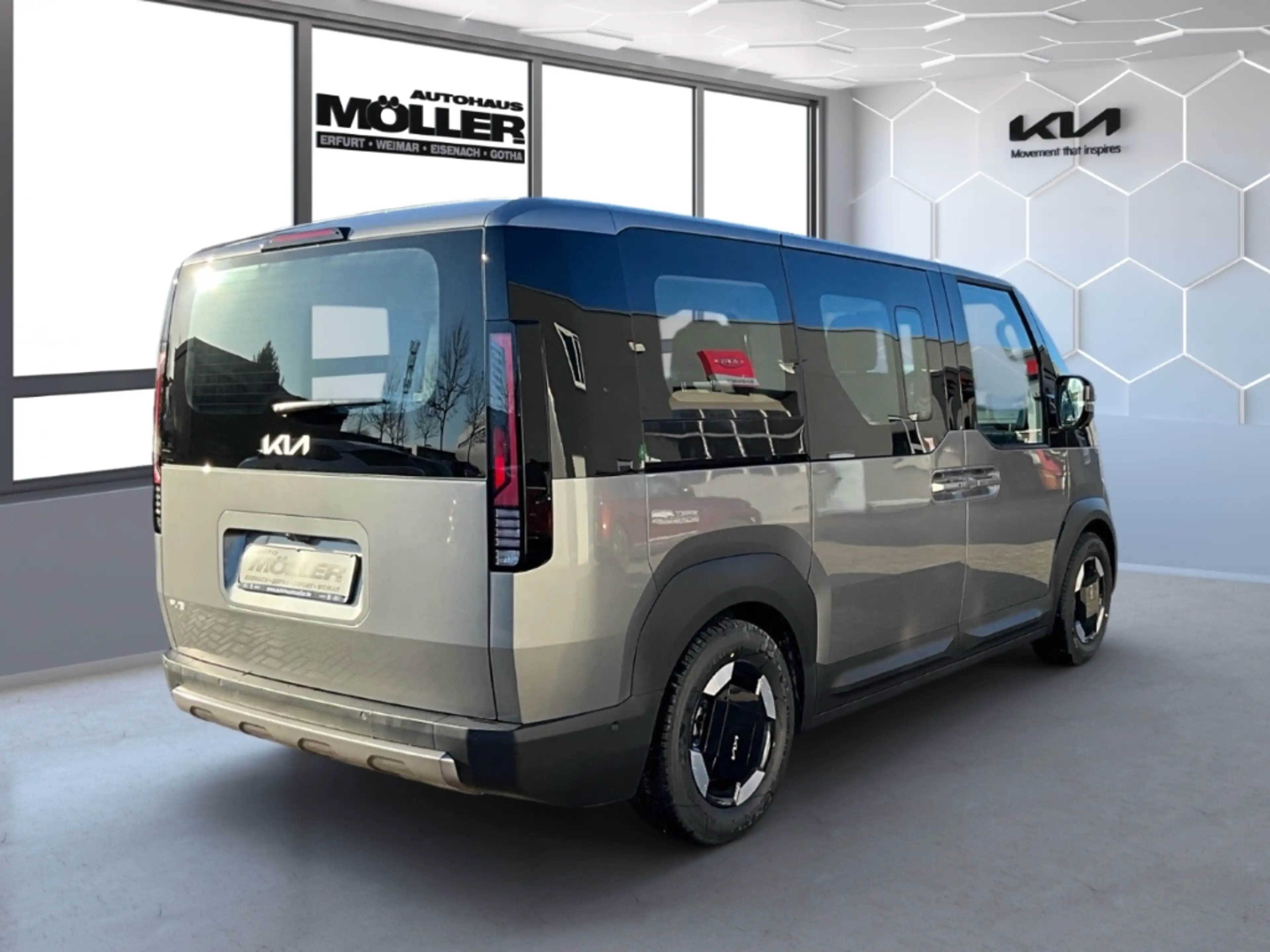 Kia PV5 Passenger Passenger ELITE 71,2 kWh Power Smart Comfort WP Al — photo 3