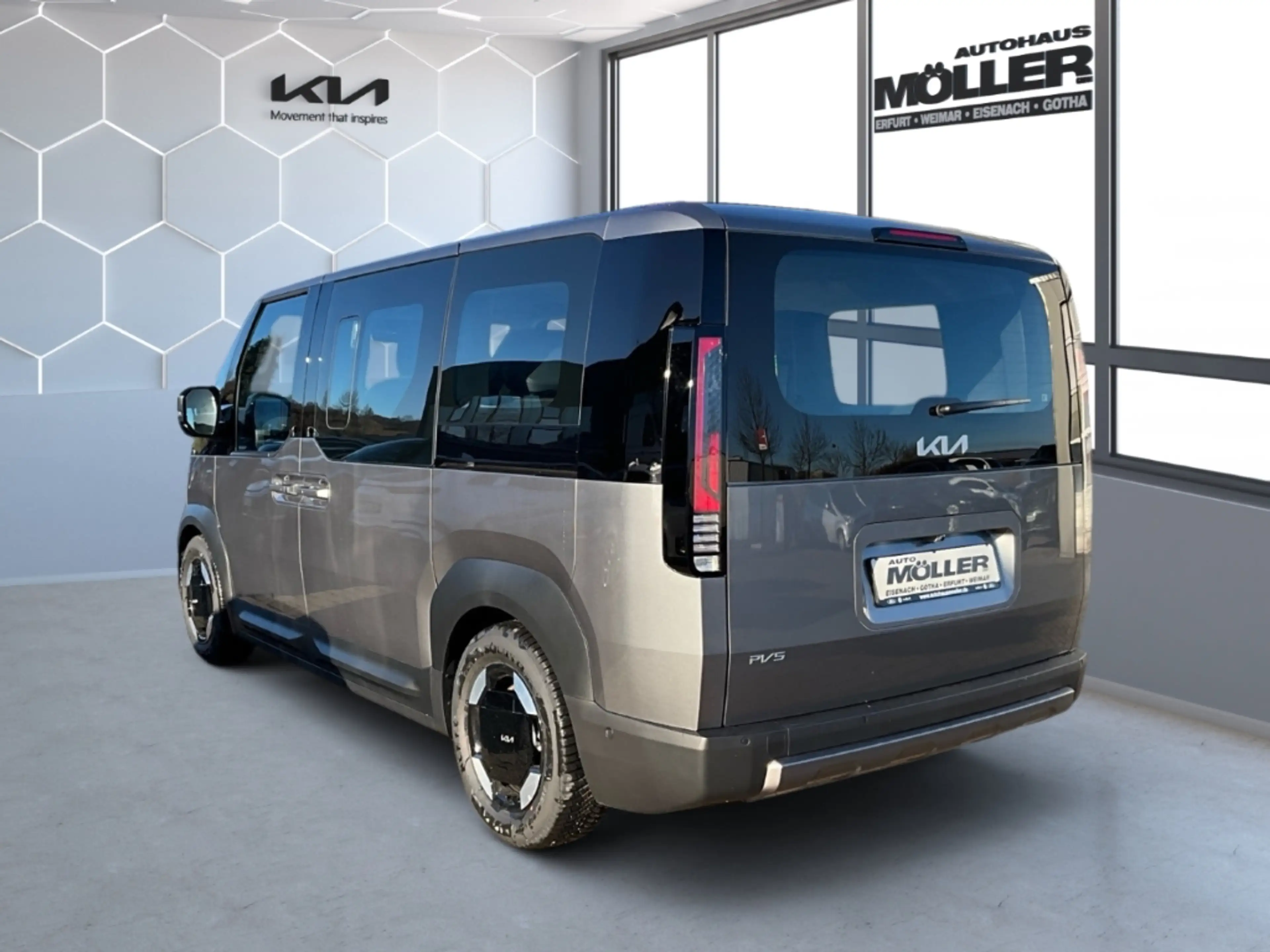 Kia PV5 Passenger Passenger ELITE 71,2 kWh Power Smart Comfort WP Al — photo 4