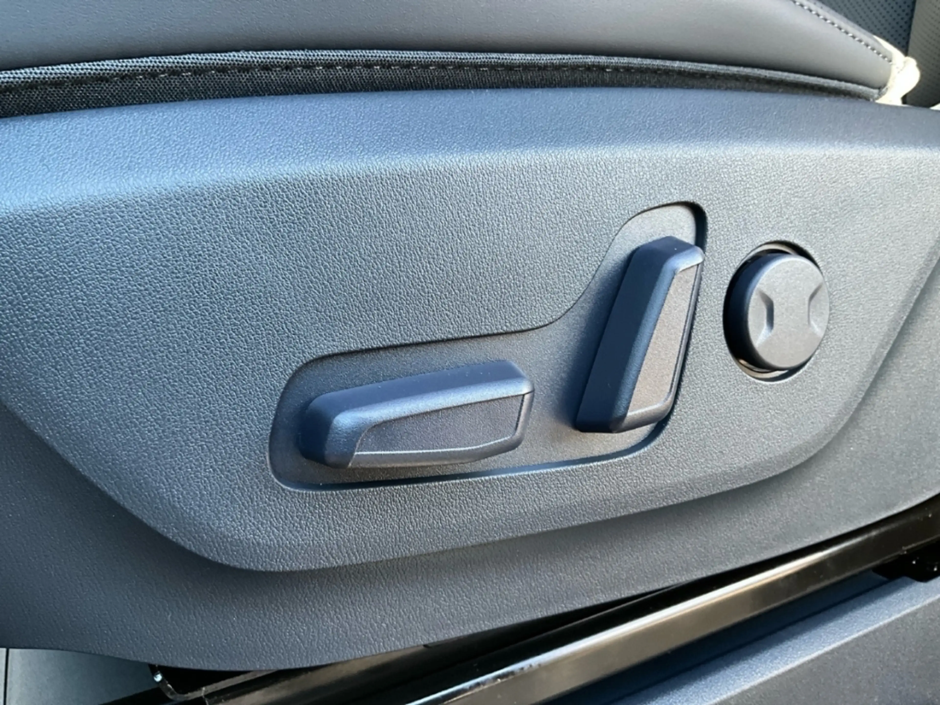 Kia PV5 Passenger Passenger ELITE 71,2 kWh Power Smart Comfort WP Al — photo 14