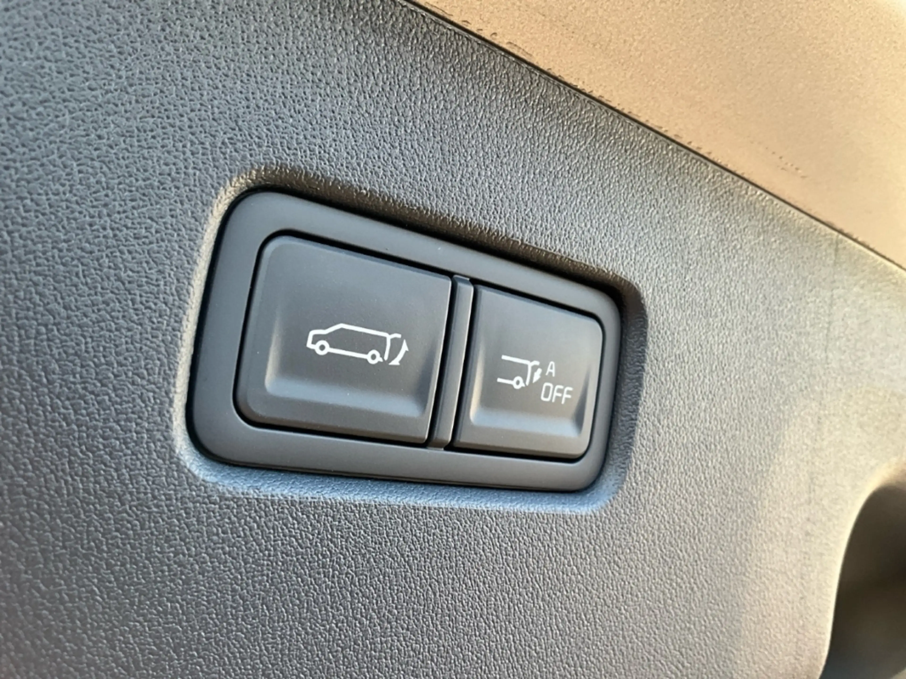 Kia PV5 Passenger Passenger ELITE 71,2 kWh Power Smart Comfort WP Al — photo 13