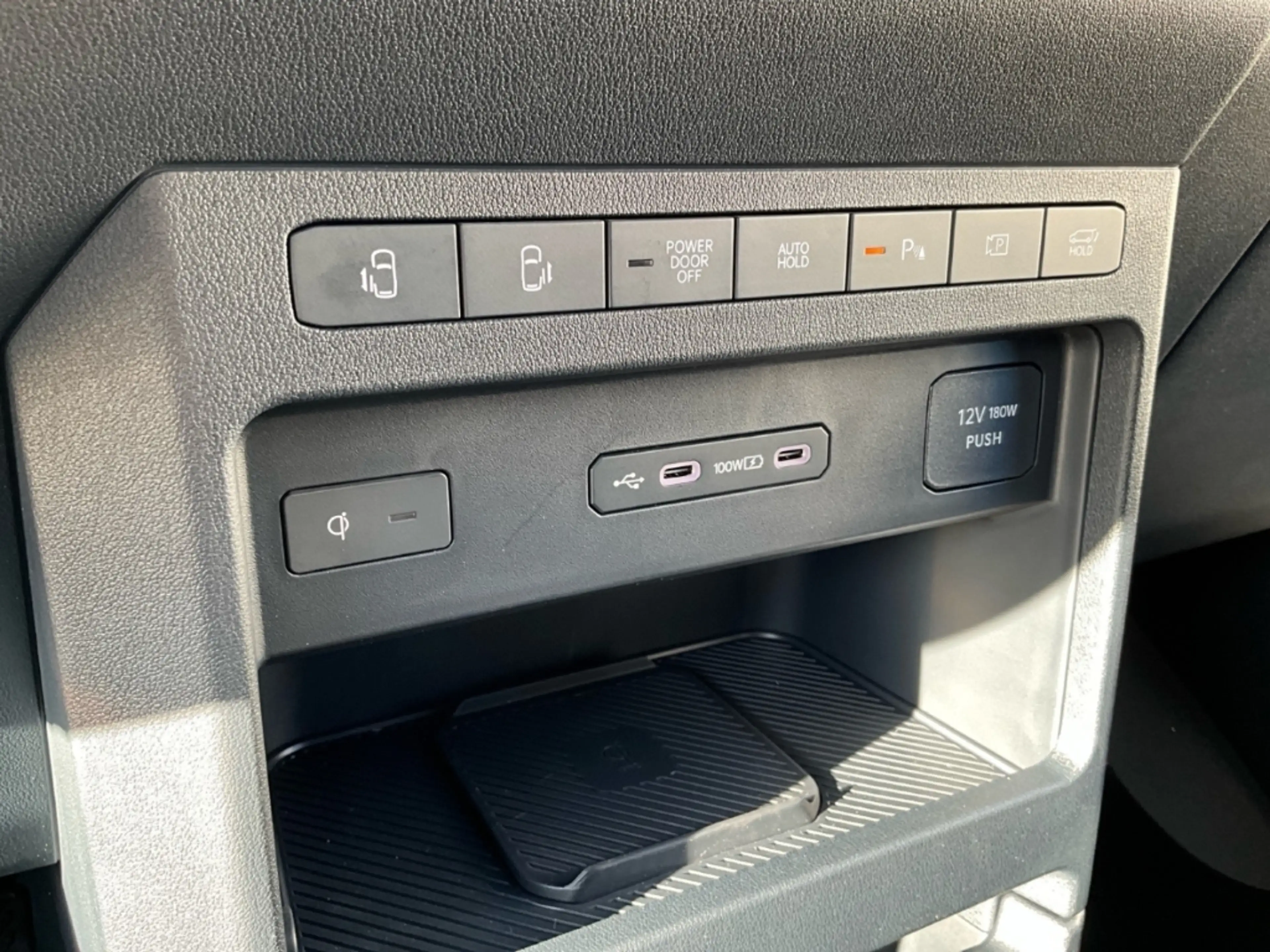 Kia PV5 Passenger Passenger ELITE 71,2 kWh Power Smart Comfort WP Al — photo 15