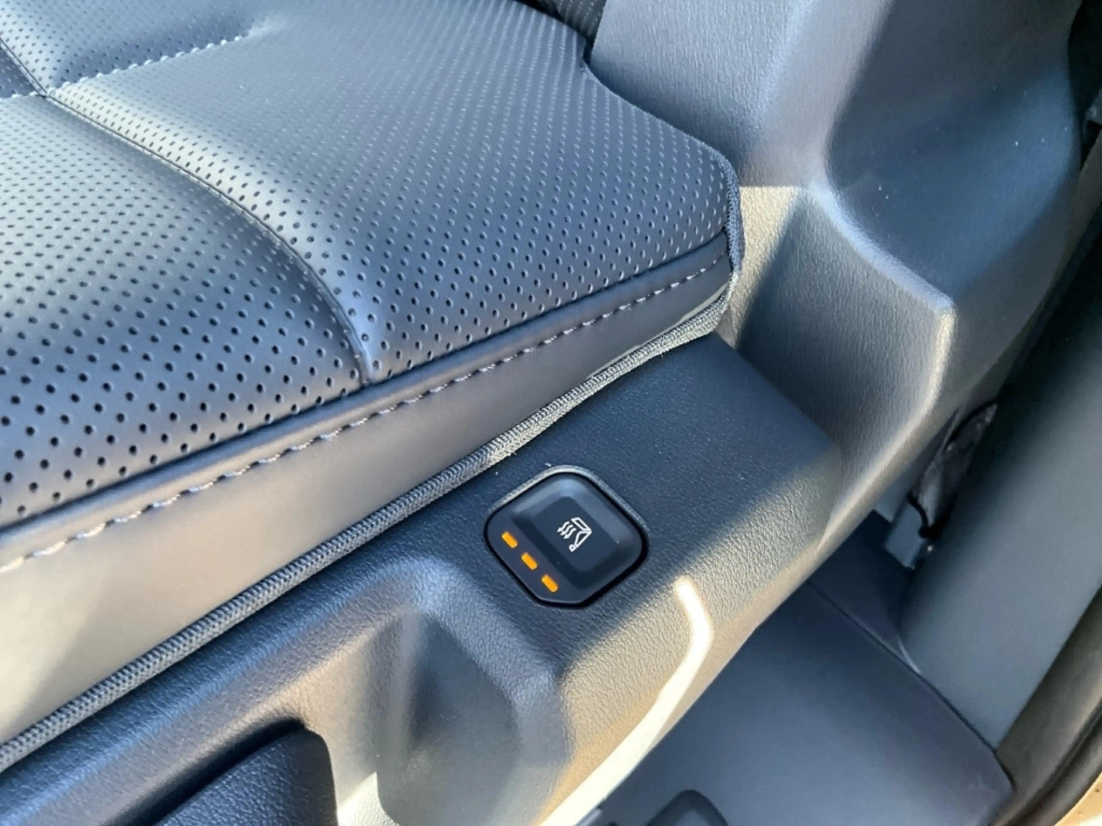Kia PV5 Passenger Passenger ELITE 71,2 kWh Power Smart Comfort WP Al — photo 11