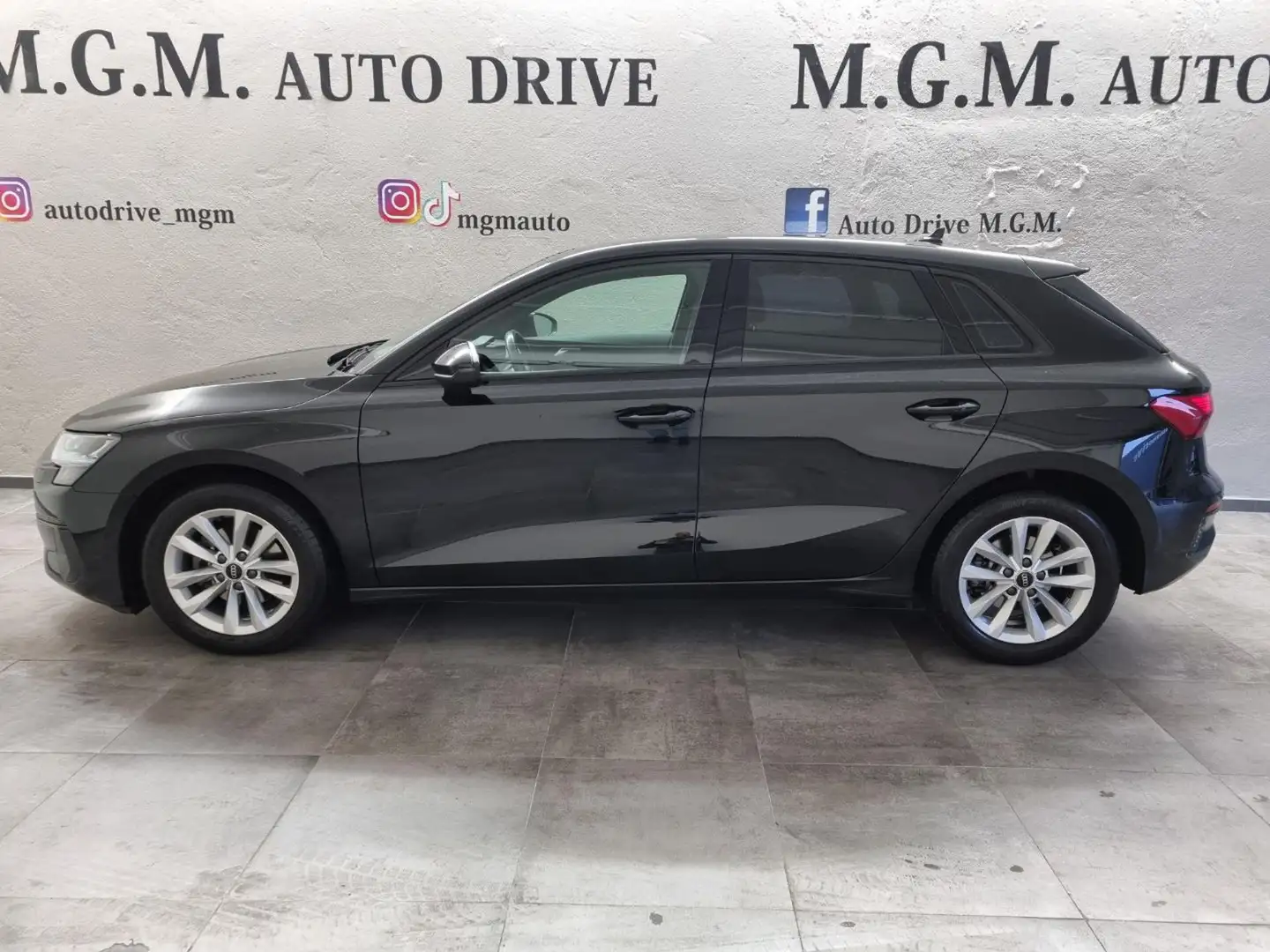 Audi A3 SPB 35 TDI S tronic S line edition Noir - 2