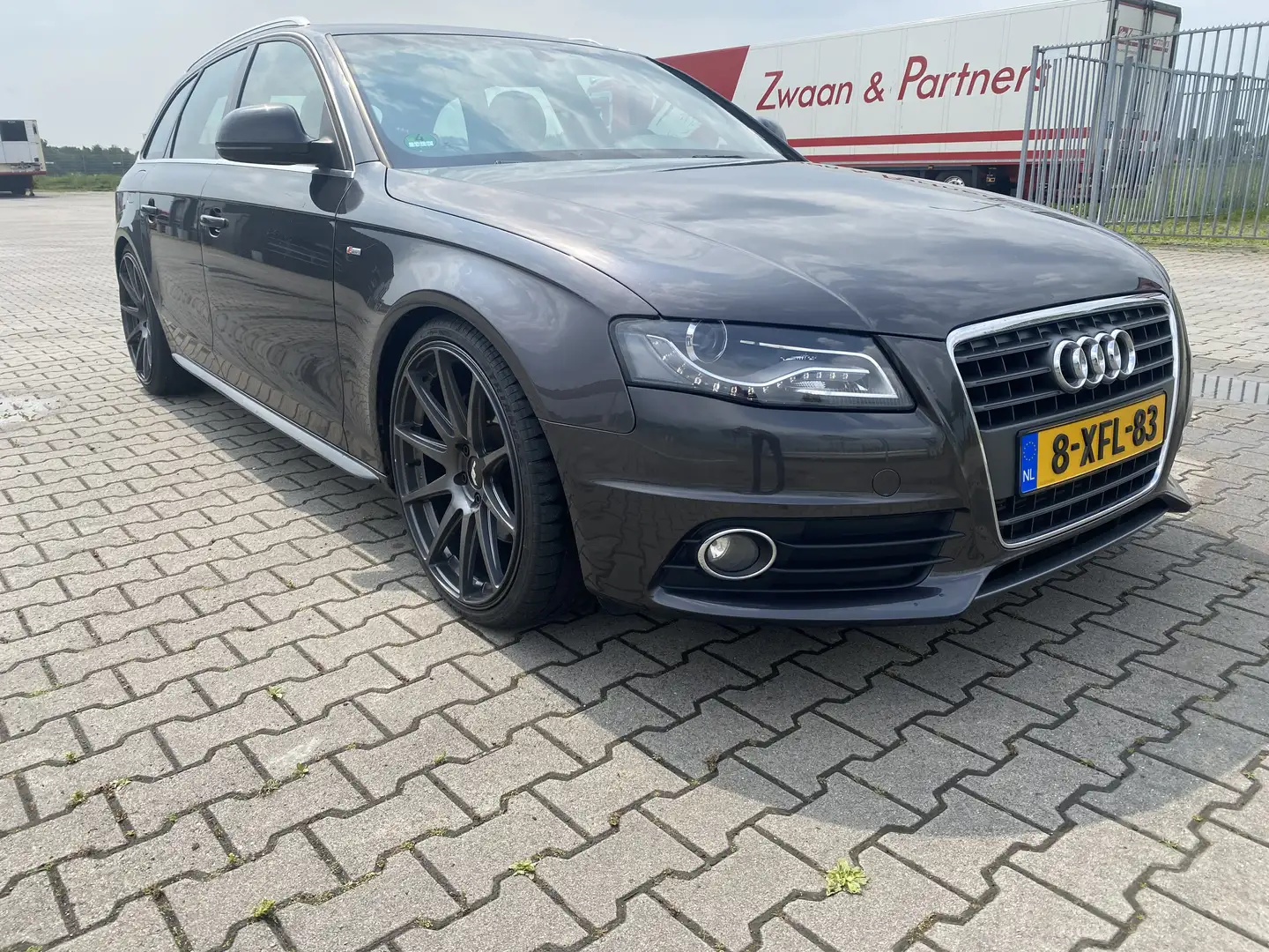 Audi A4 Avant 2.7 TDI S line Sportpaket (plus) - 1
