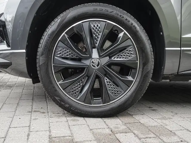 Skoda Karoq view 6