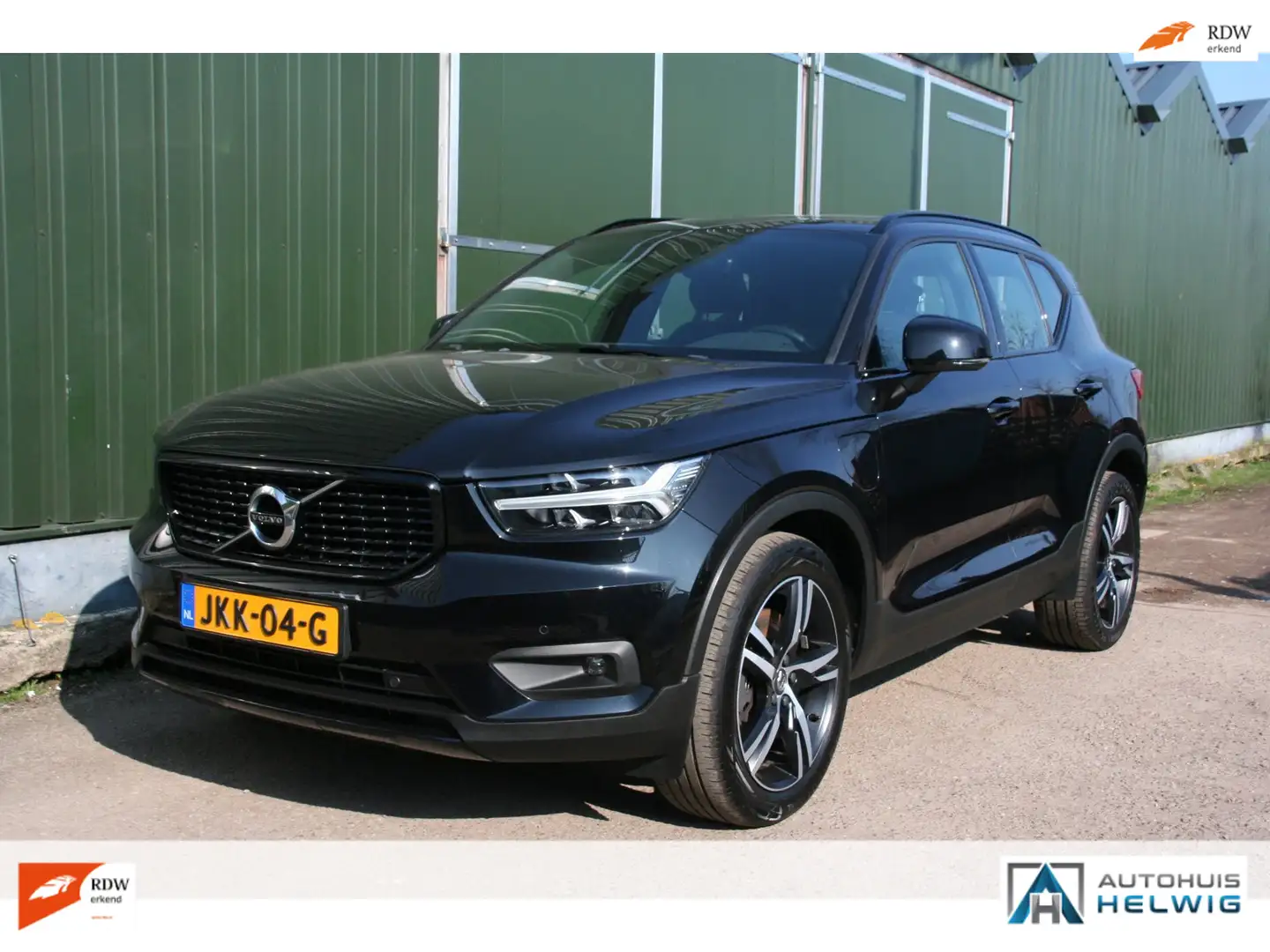 Volvo XC40 1.5 T5 Recharge R-Design, SPORT LEER, NAVIGATIE, P Schwarz - 1