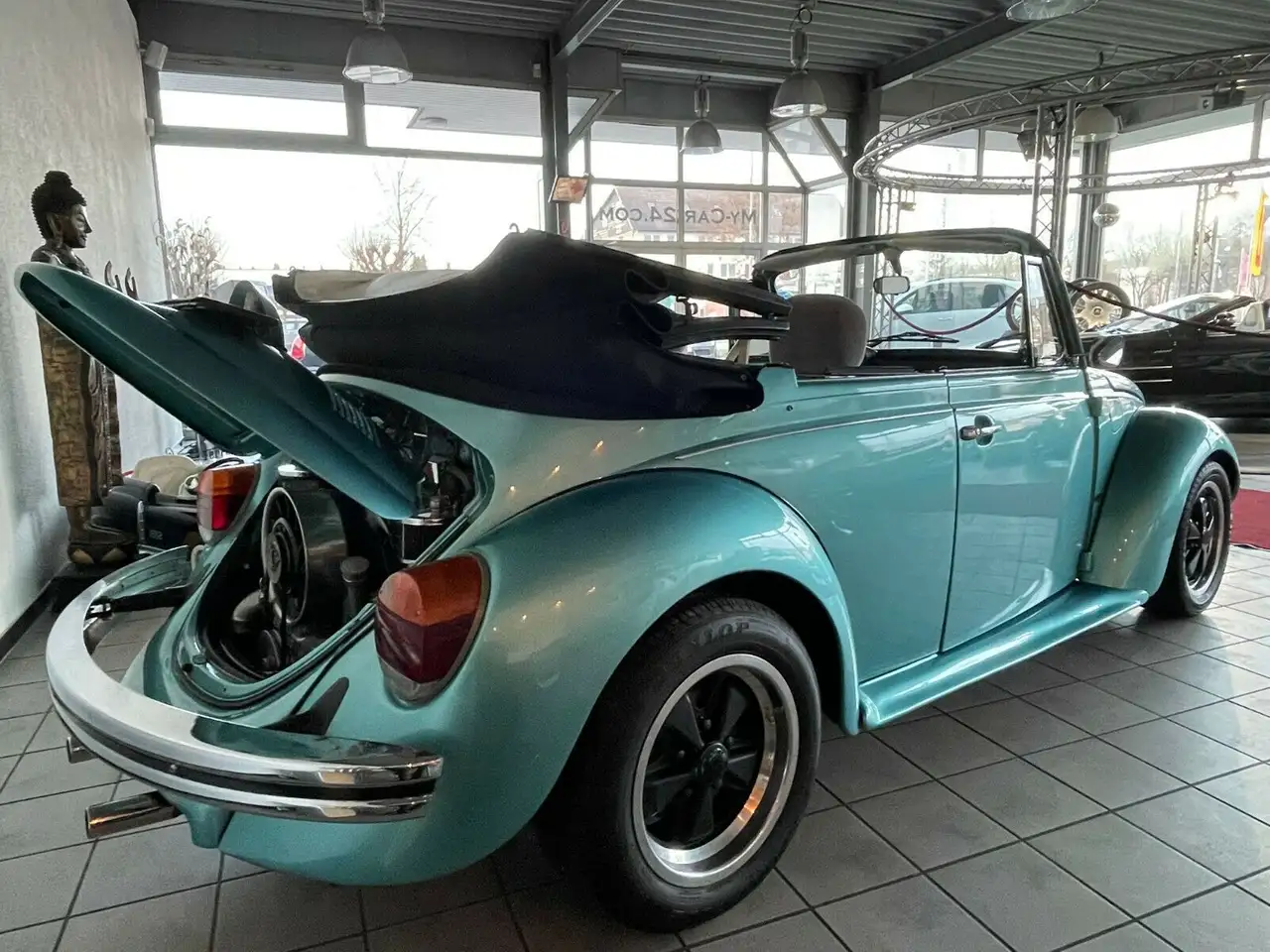 Volkswagen Käfer Cabrio in Grün gebraucht in Bad Oldesloe für € 39.888,-