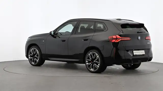 BMW X3 view 2