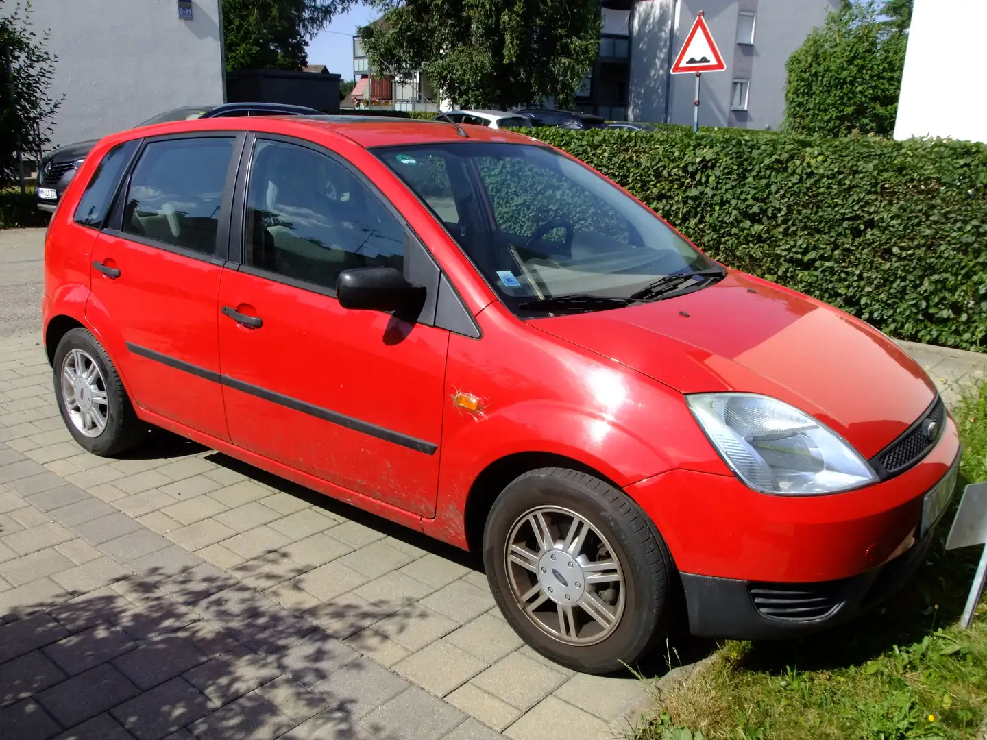 Ford Fiesta Fiesta 1.3 Rot - 1