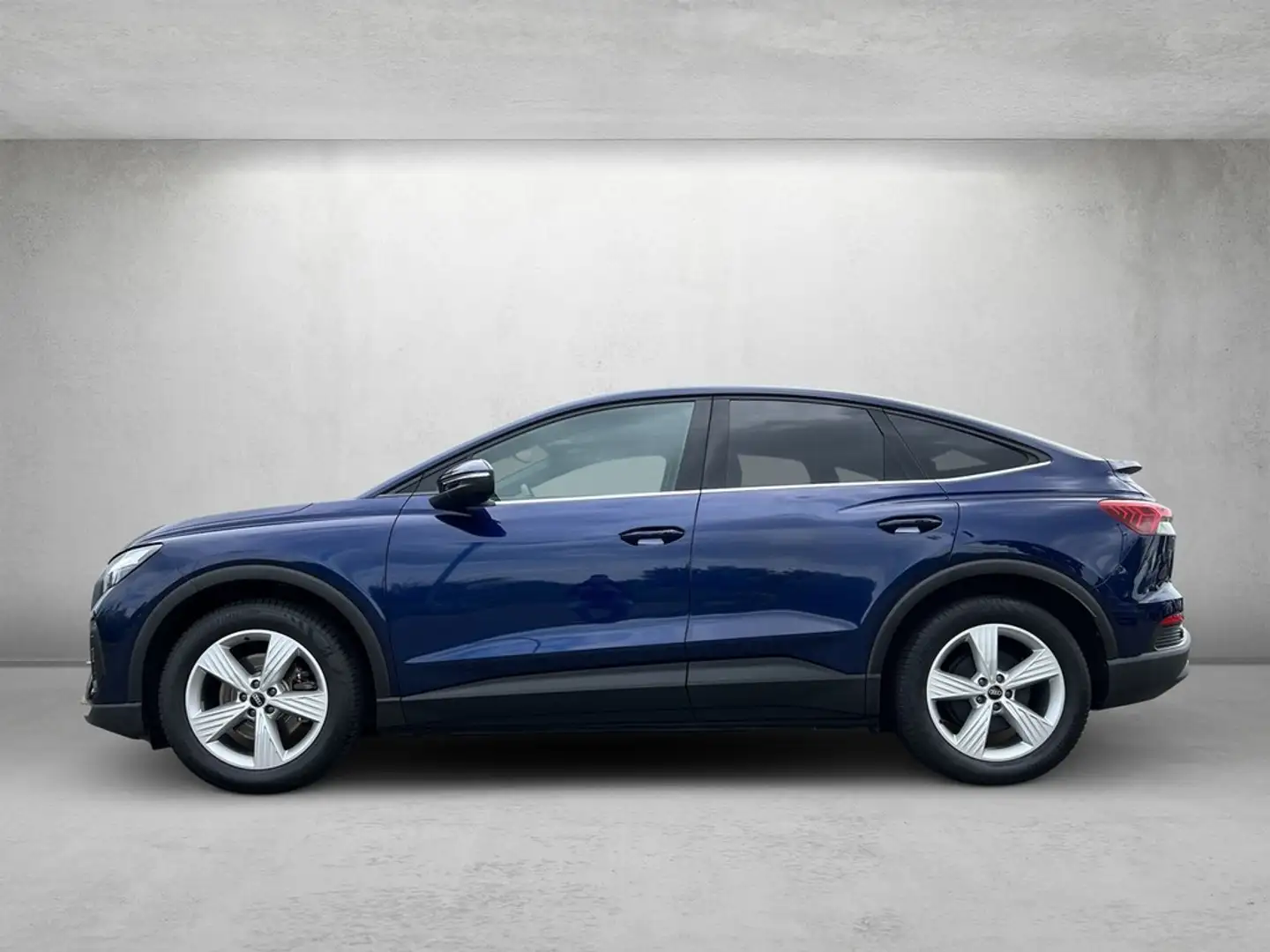 Audi 35 e-tron *SONOS* Blau - 2