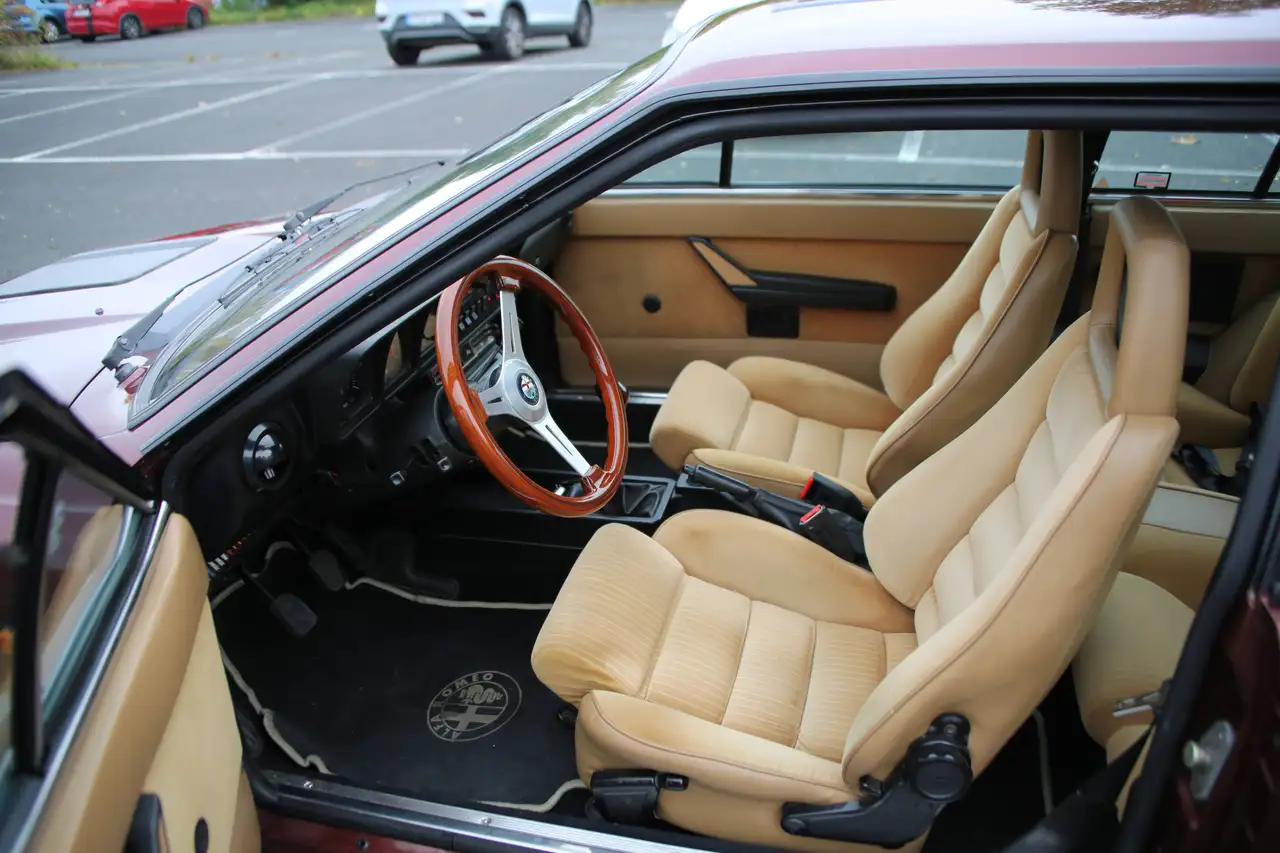 Alfa Romeo GTV 6/2.5, foto 9