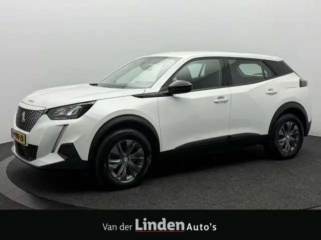 Peugeot e-2008 EV Active Pack 50 kWh 3-Fase SOH 94,3% | Led | Sto