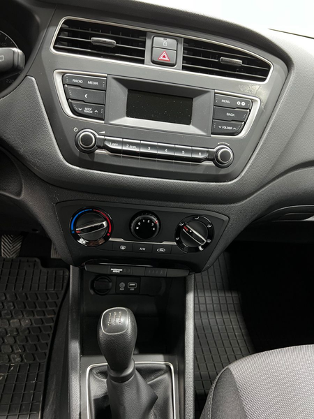 Hyundai i20 1.2i 4/5-TRG |08-19|71tKM|KLIMA|TÜV:04-2027 — photo 11
