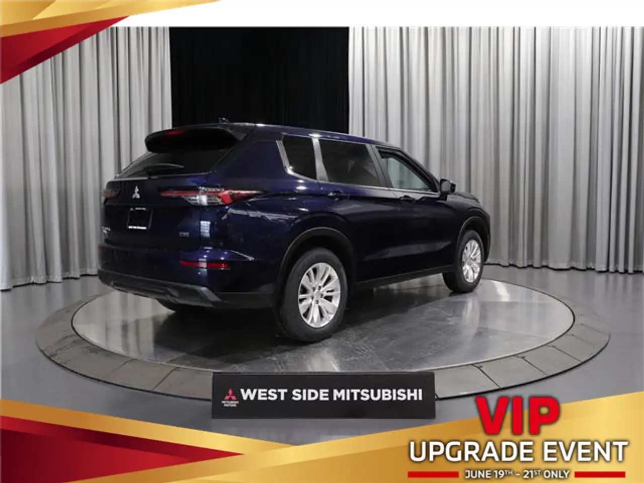Mitsubishi Outlander photo Mitsubishi Outlander