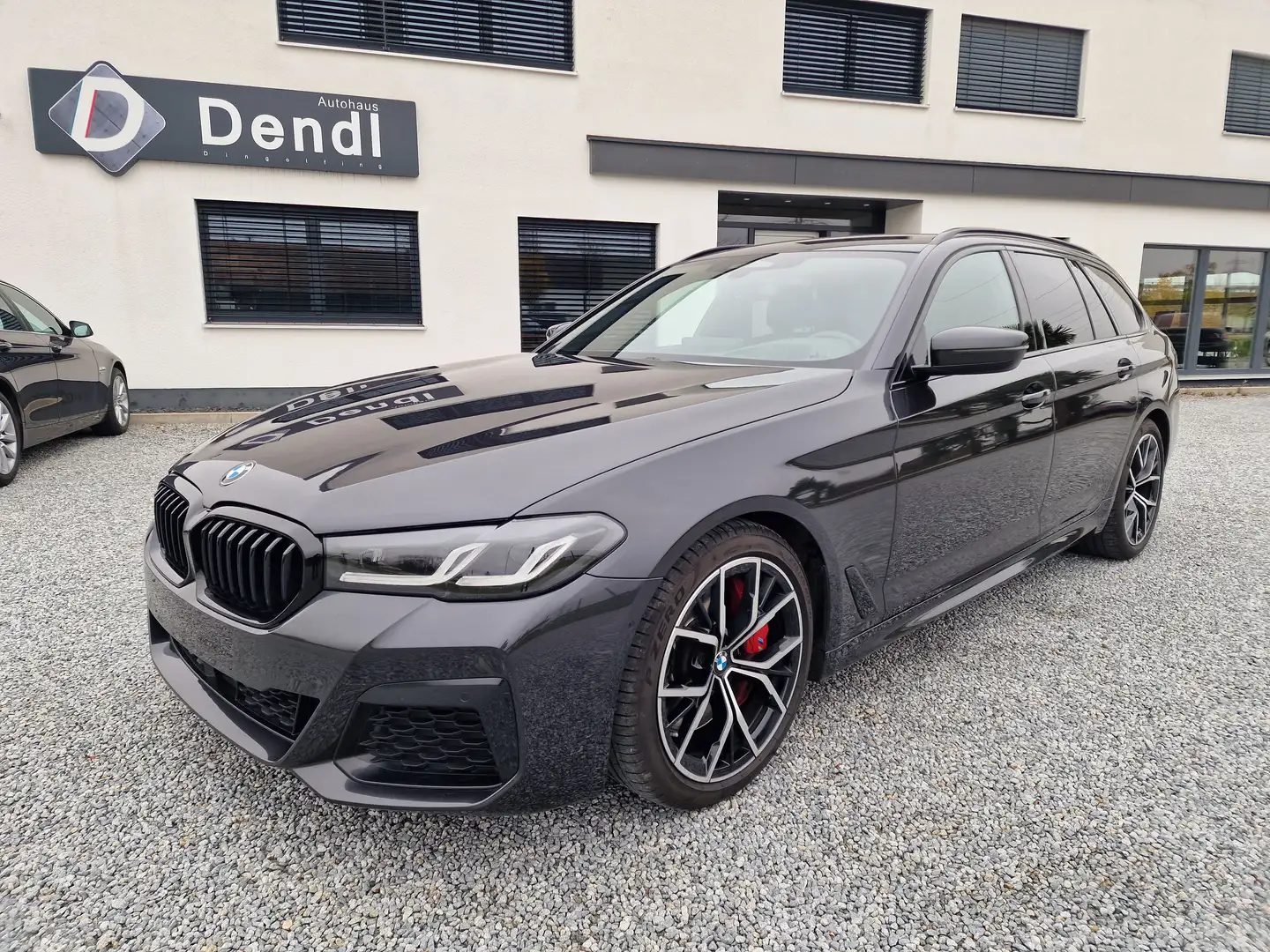 BMW 530 530d M Sport Pro*ACC*Driv.Ass.*Kurvenli.*HiFi*HUD Grau - 2