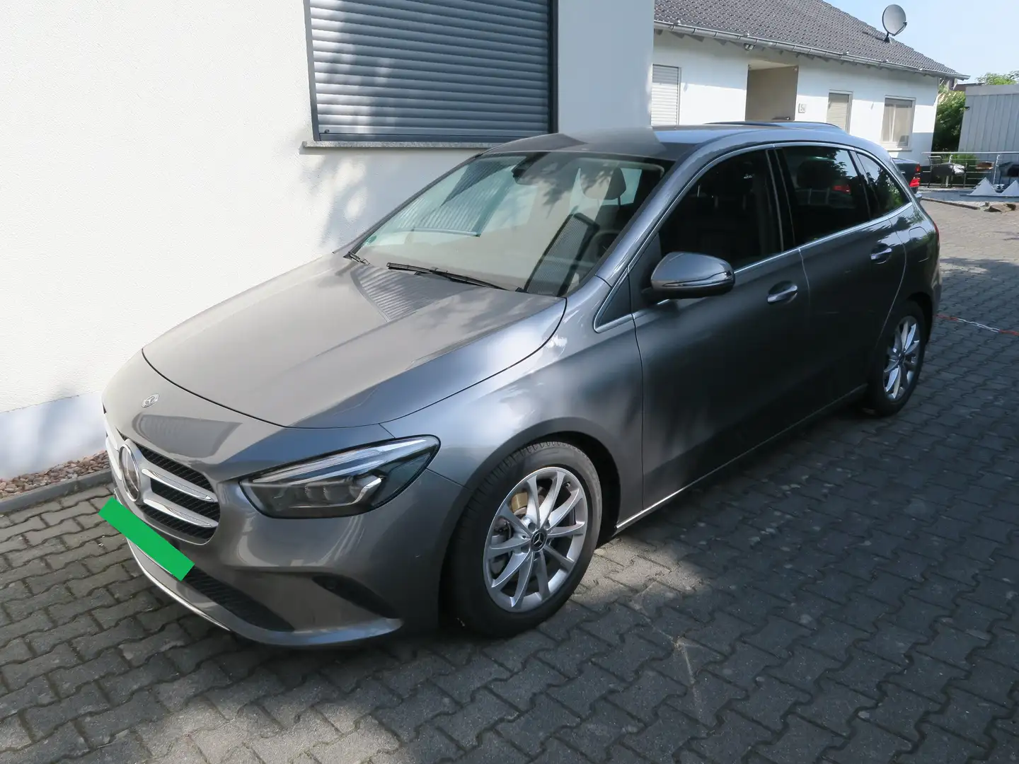 Mercedes-Benz B 220 d, Progressive, 8G-DCT, Wolf im Schafspelz Grey - 1