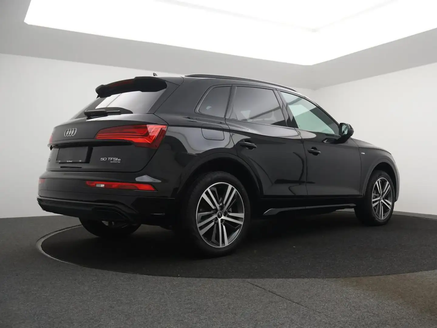 Audi Q5 PHEV Audi Q5 3X S-line 50TFSIe QUATTRO 300PK *AUTOMAAT*SHADOWLOOK*SPORTSEATS*ALCANTARA*BLTH*CRUISE*... Noir - 2