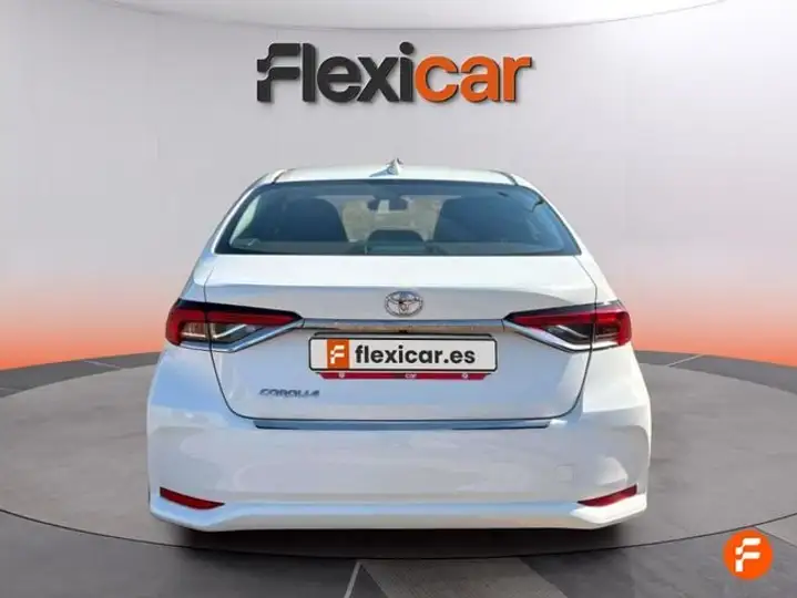 Toyota Auris 2022, foto 7
