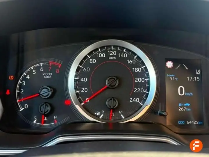 Toyota Auris 2022, foto 14