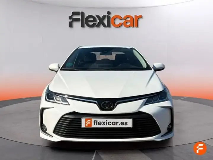 Toyota Auris 2022, foto 2