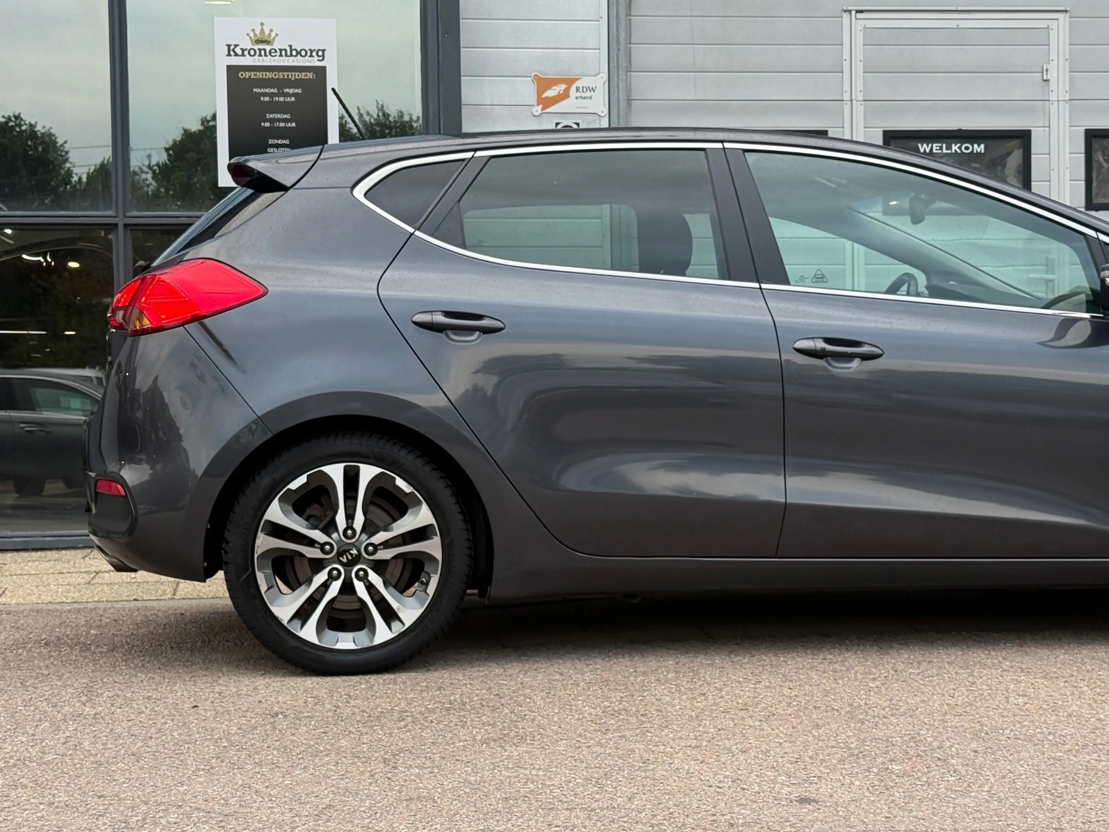 Kia Ceed / cee'd 1.6 GDI DynamicLine| CAMERA| NAVI| VOL OPTIES — photo 15