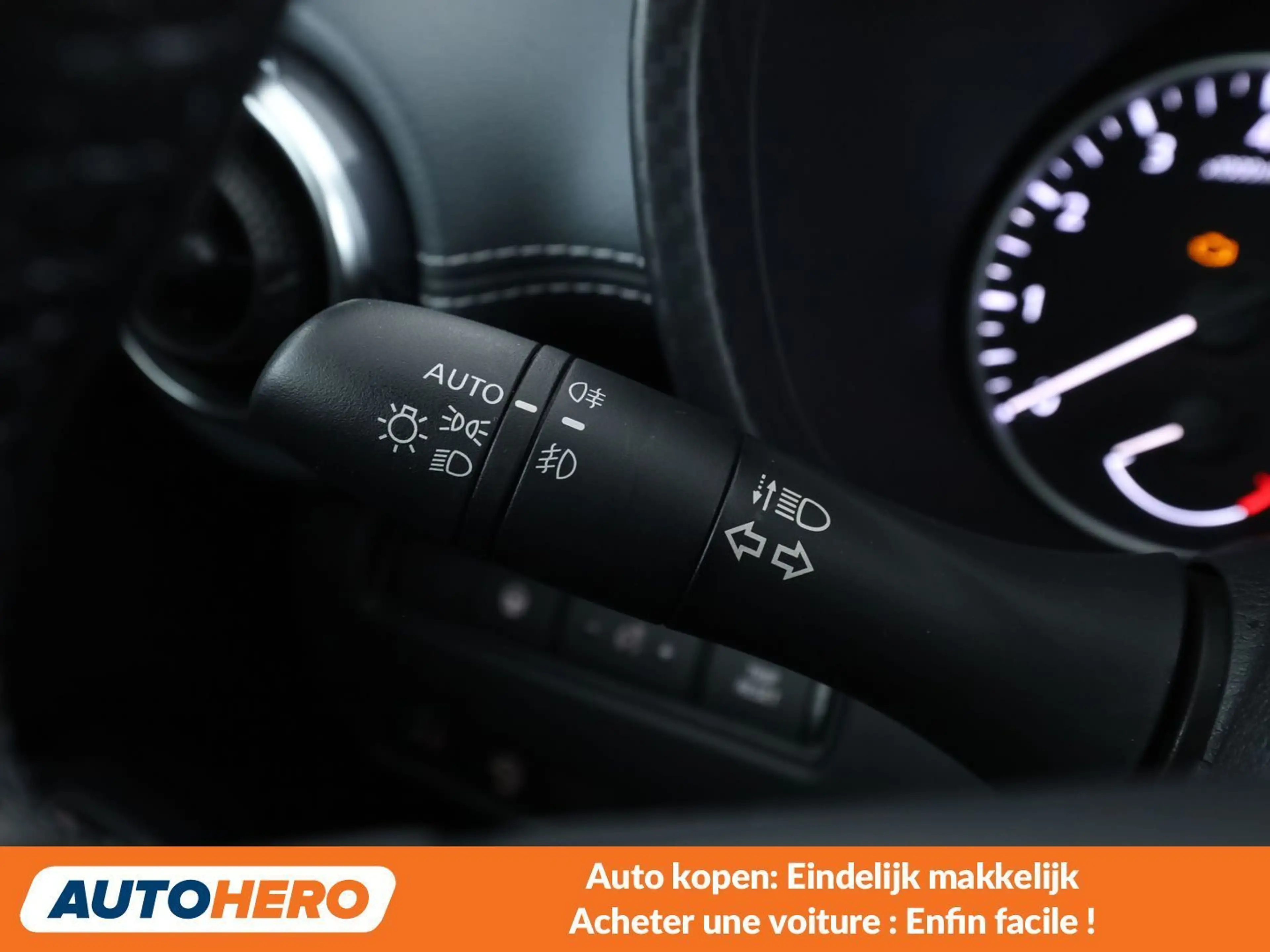Nissan Juke 1.0 DIG-T N-Design — photo 15