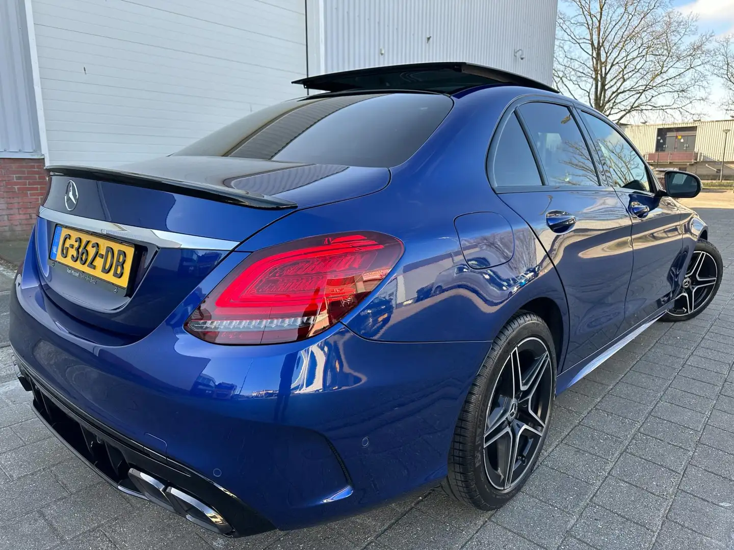 Mercedes-Benz C 180 AMG EXLUSIVE PACK 2019 MATRIX LED PANO LEER LUXE Modrá - 2