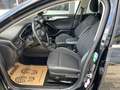 Ford Focus Turnier 1,5 TDCI *NAVI*PDC*APP-CONNECT*SITZHZ* Schwarz - thumbnail 8