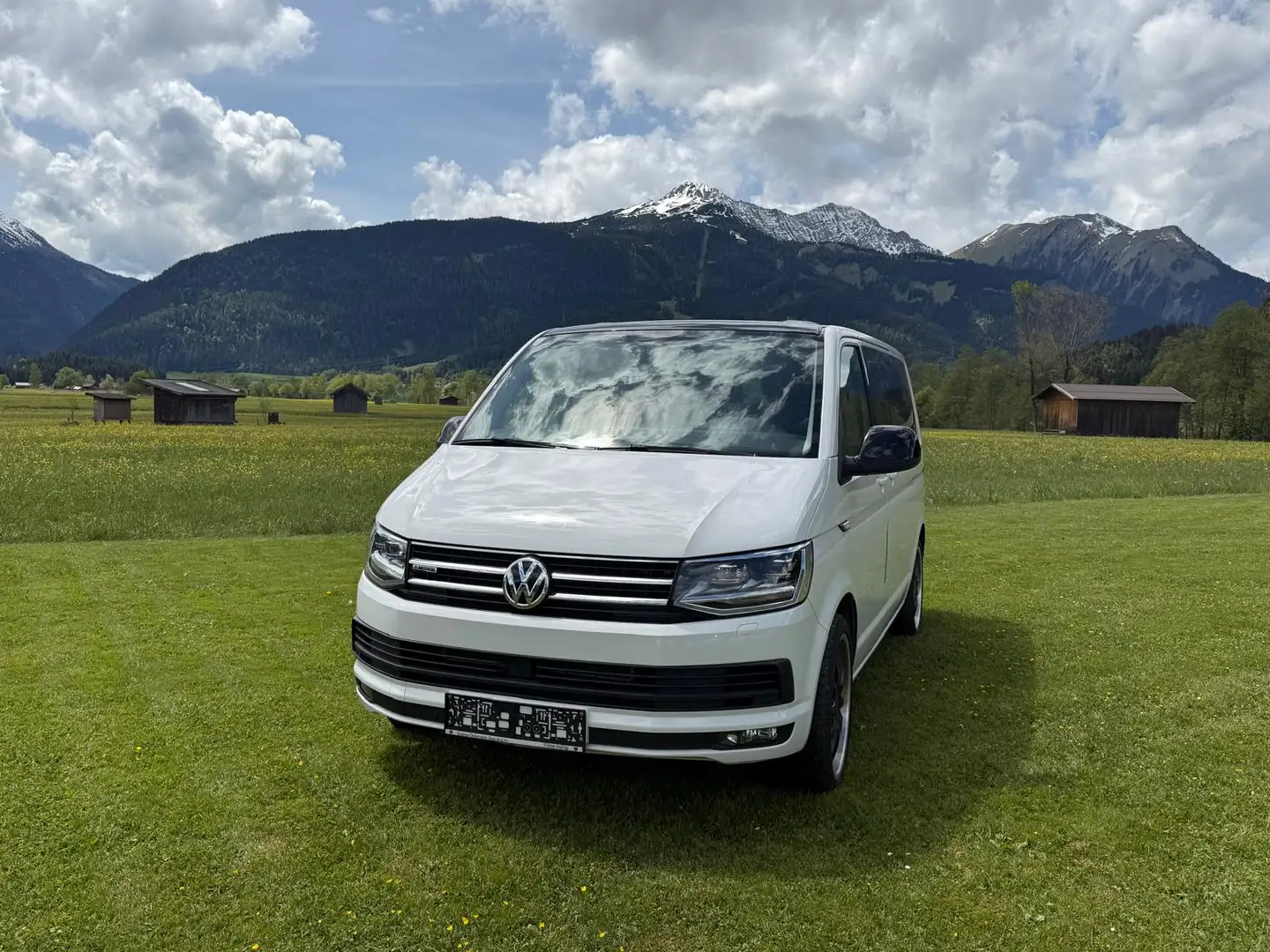 Volkswagen T6 Multivan Multivan Highline 2,0 TDI 4Motion BMT DSG Highline Weiß - 2