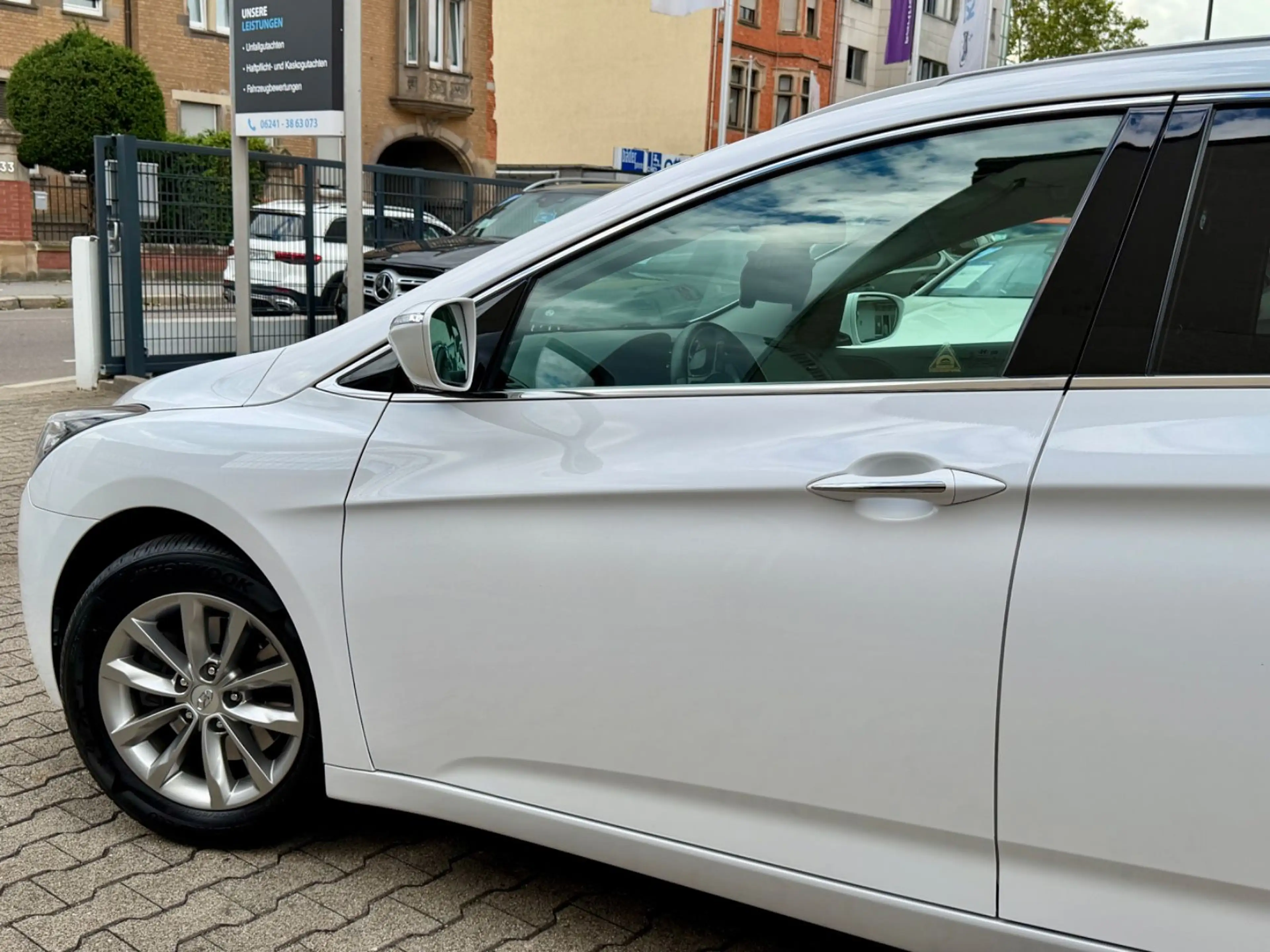 Hyundai i40 cw blue Space Kombi 1.6*1HD*EU6*KAM*NAV*HU28 — photo 13