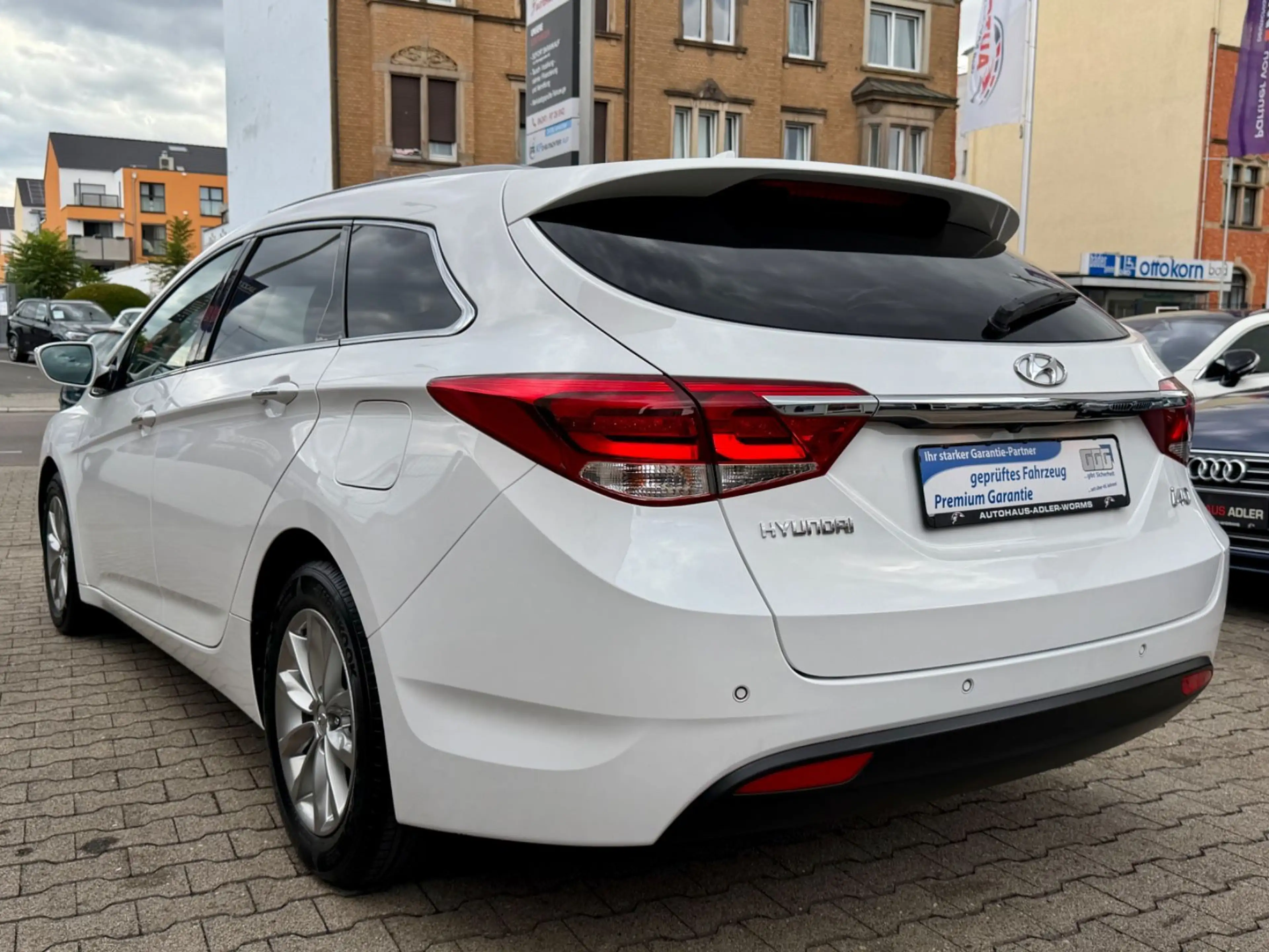 Hyundai i40 cw blue Space Kombi 1.6*1HD*EU6*KAM*NAV*HU28 — photo 14