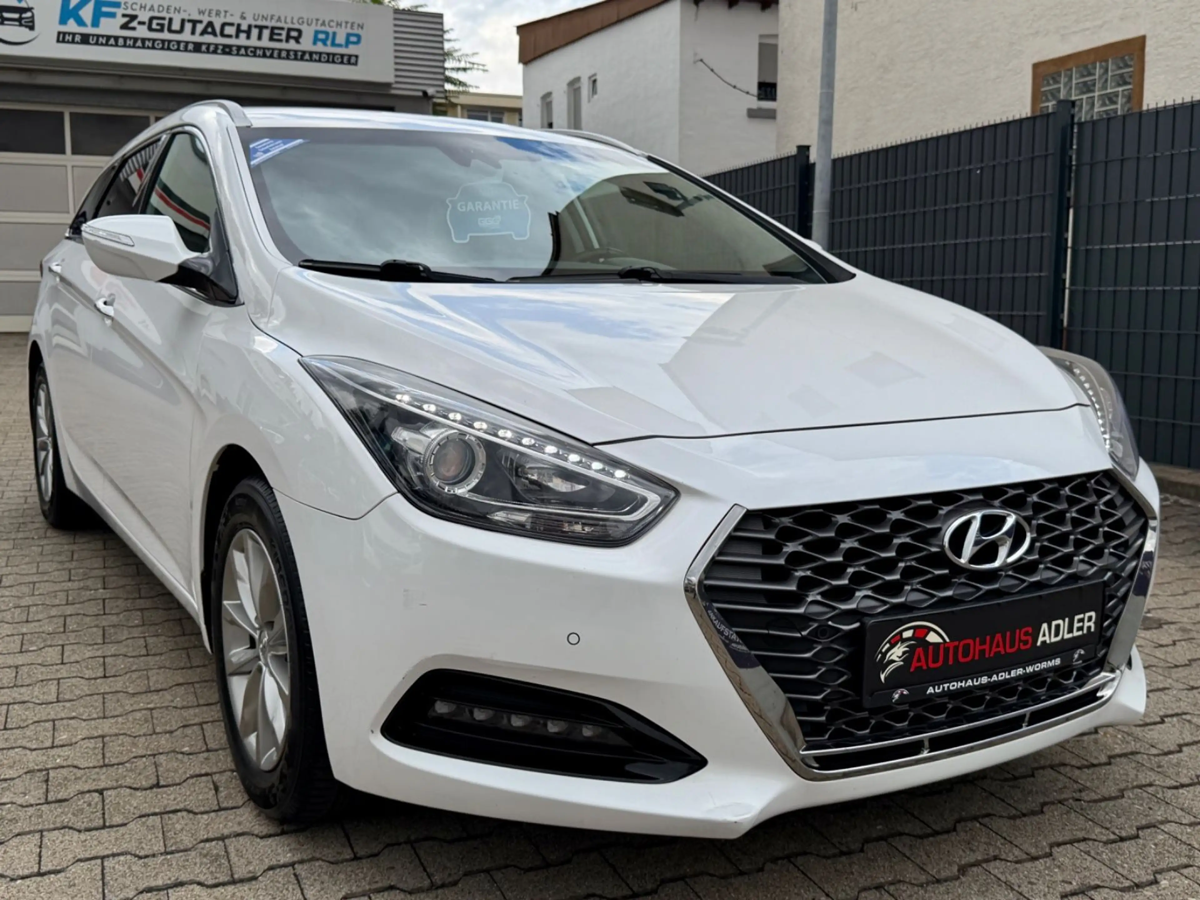 Hyundai i40 cw blue Space Kombi 1.6*1HD*EU6*KAM*NAV*HU28 — photo 5