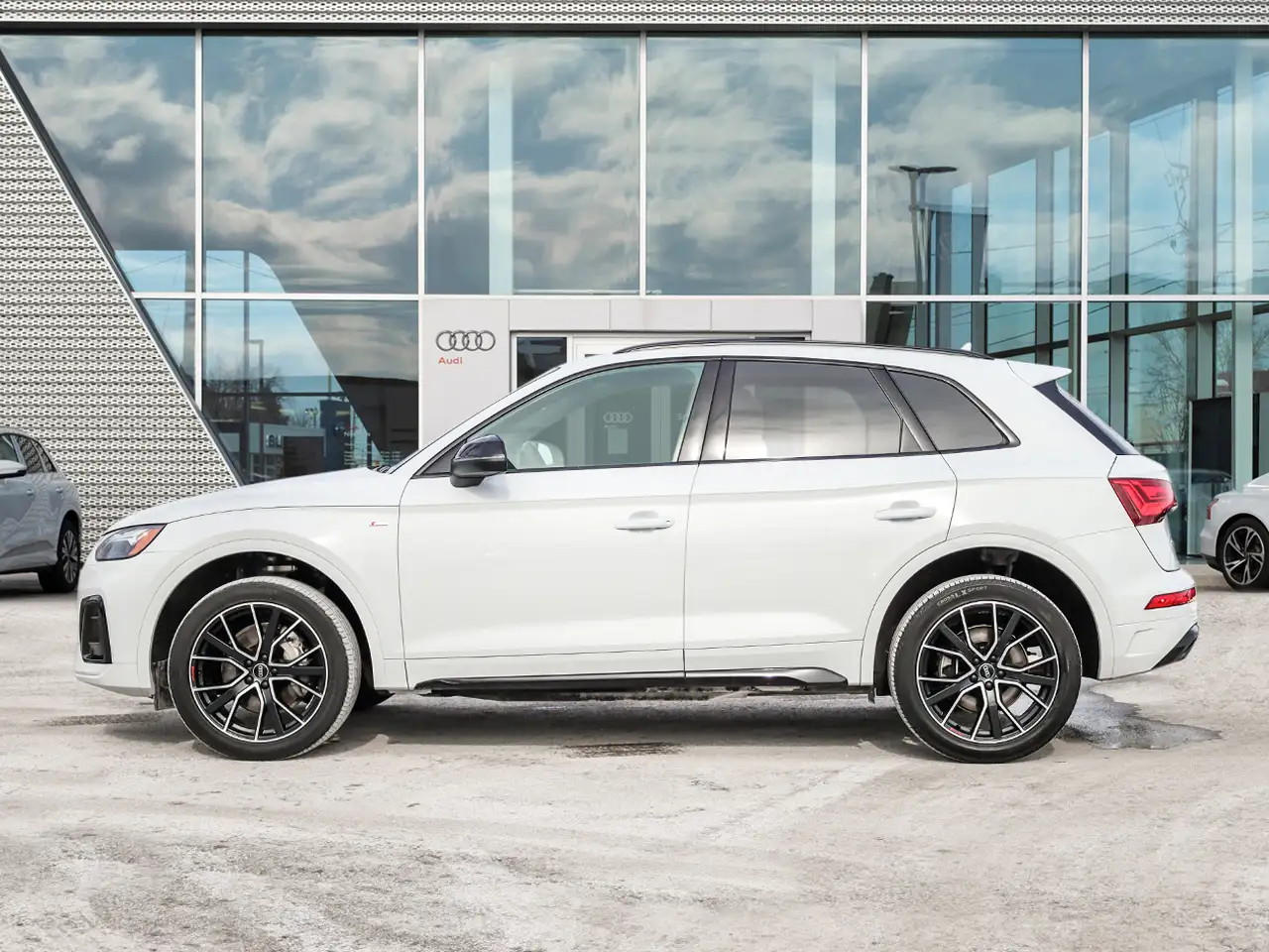 Audi Q5 снимка Audi Q5