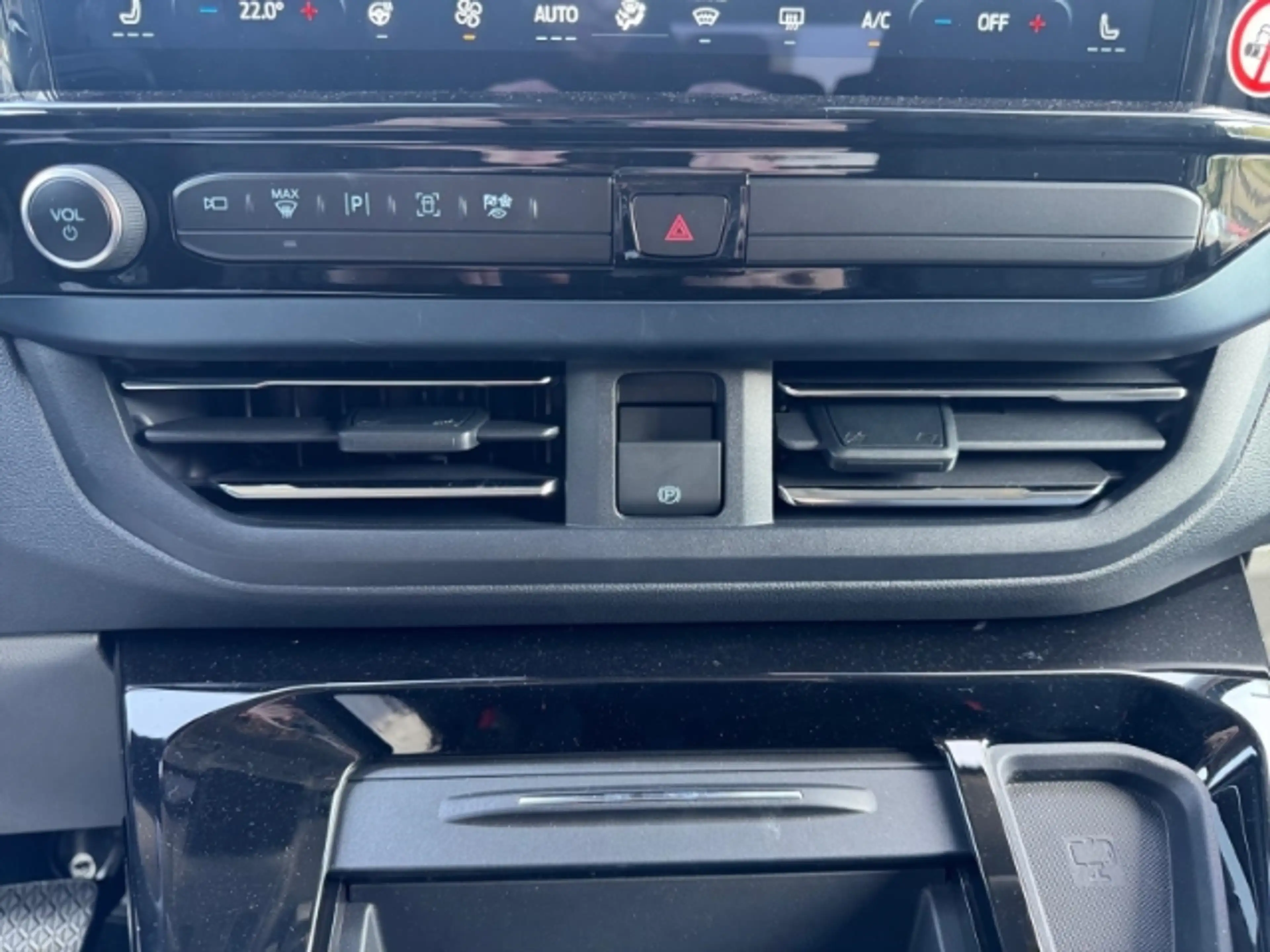 Ford Tourneo Custom 340 L1 Active 2.5 PHEV *SCHIEBETÜR r&l*SITZ-/LENKR — photo 15