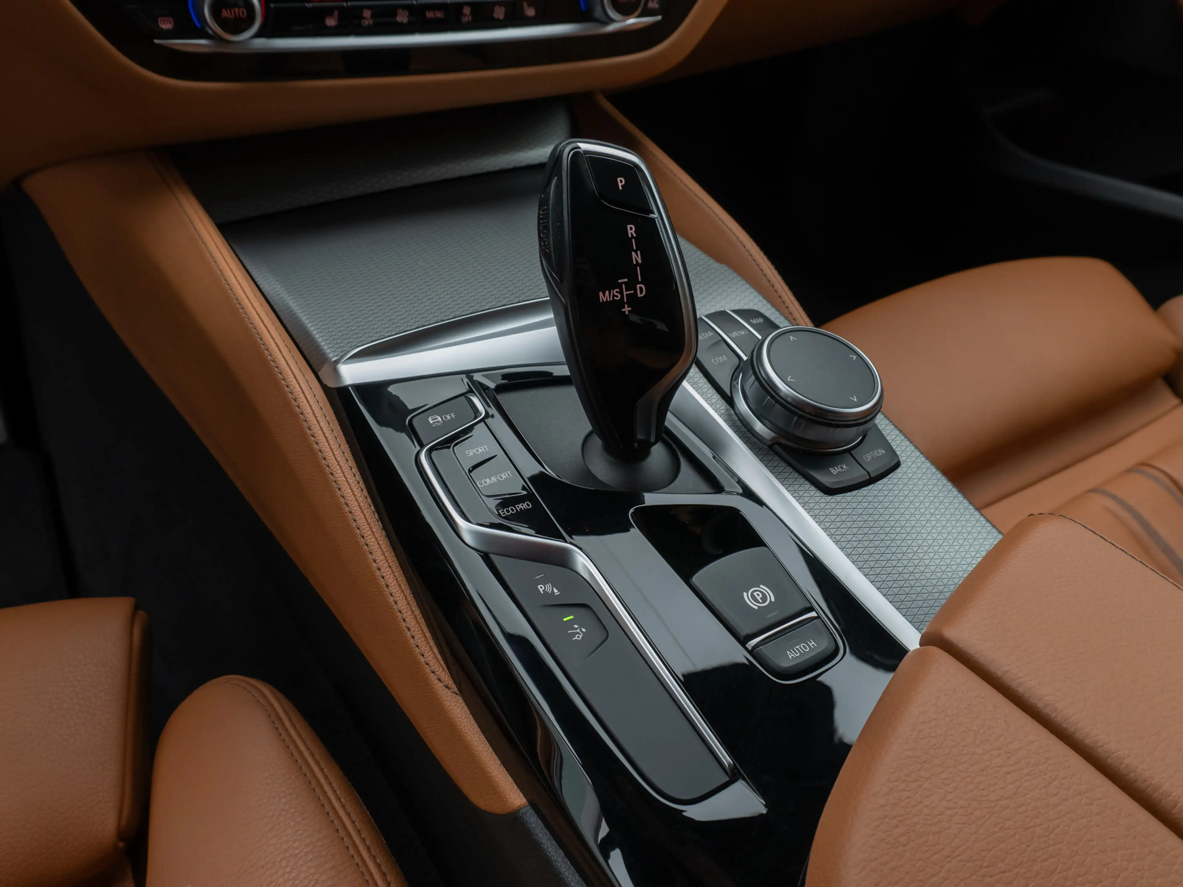 BMW 640 xD M Sport DAB HUD Kamera HiFi — photo 23
