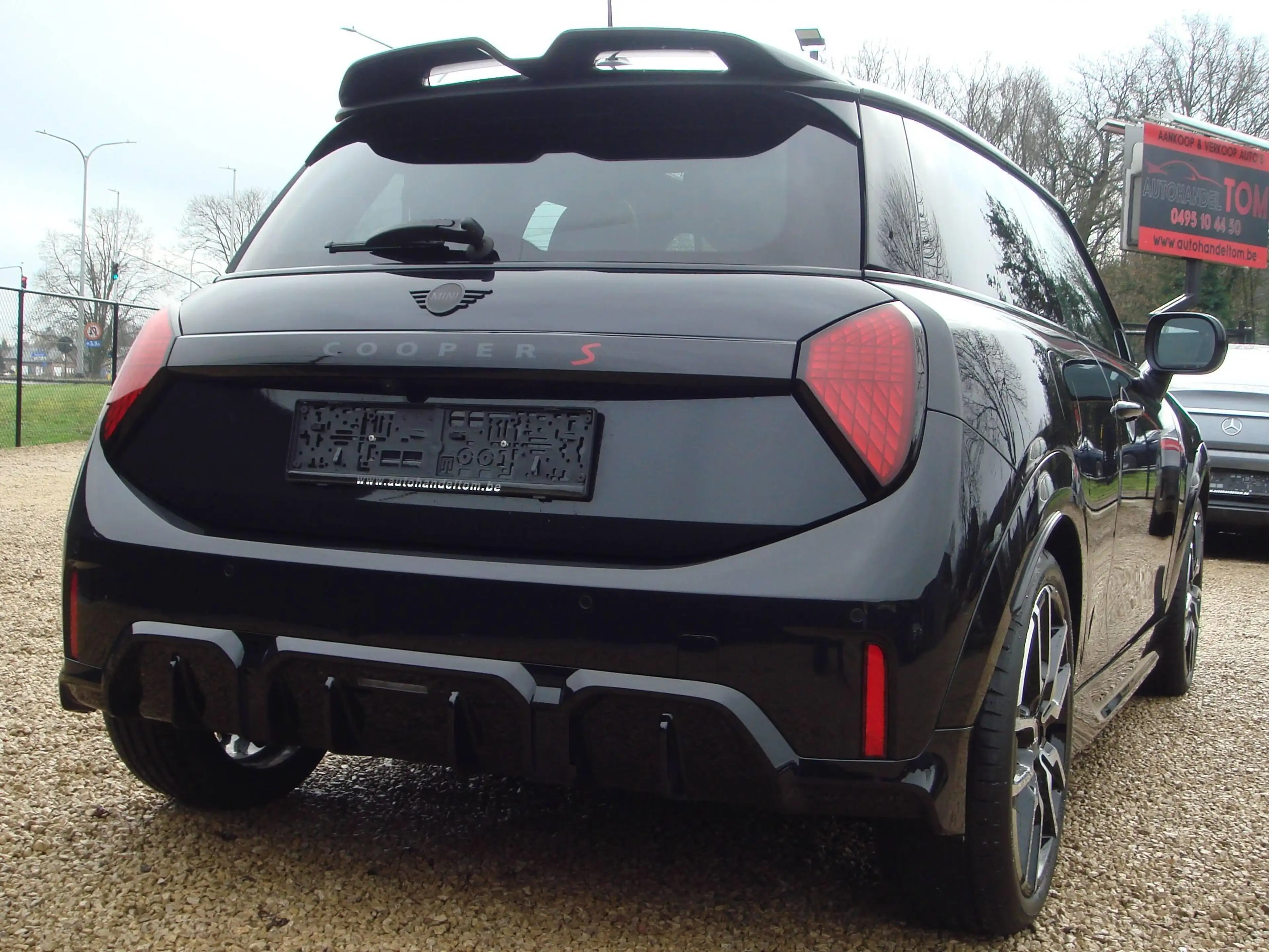 MINI Cooper S NEW MOD 2024 * COOPER S JOHN WORKS * LEDER * NAVI * HEAD UP DISPLAY * PANODAK * LED * — photo 3