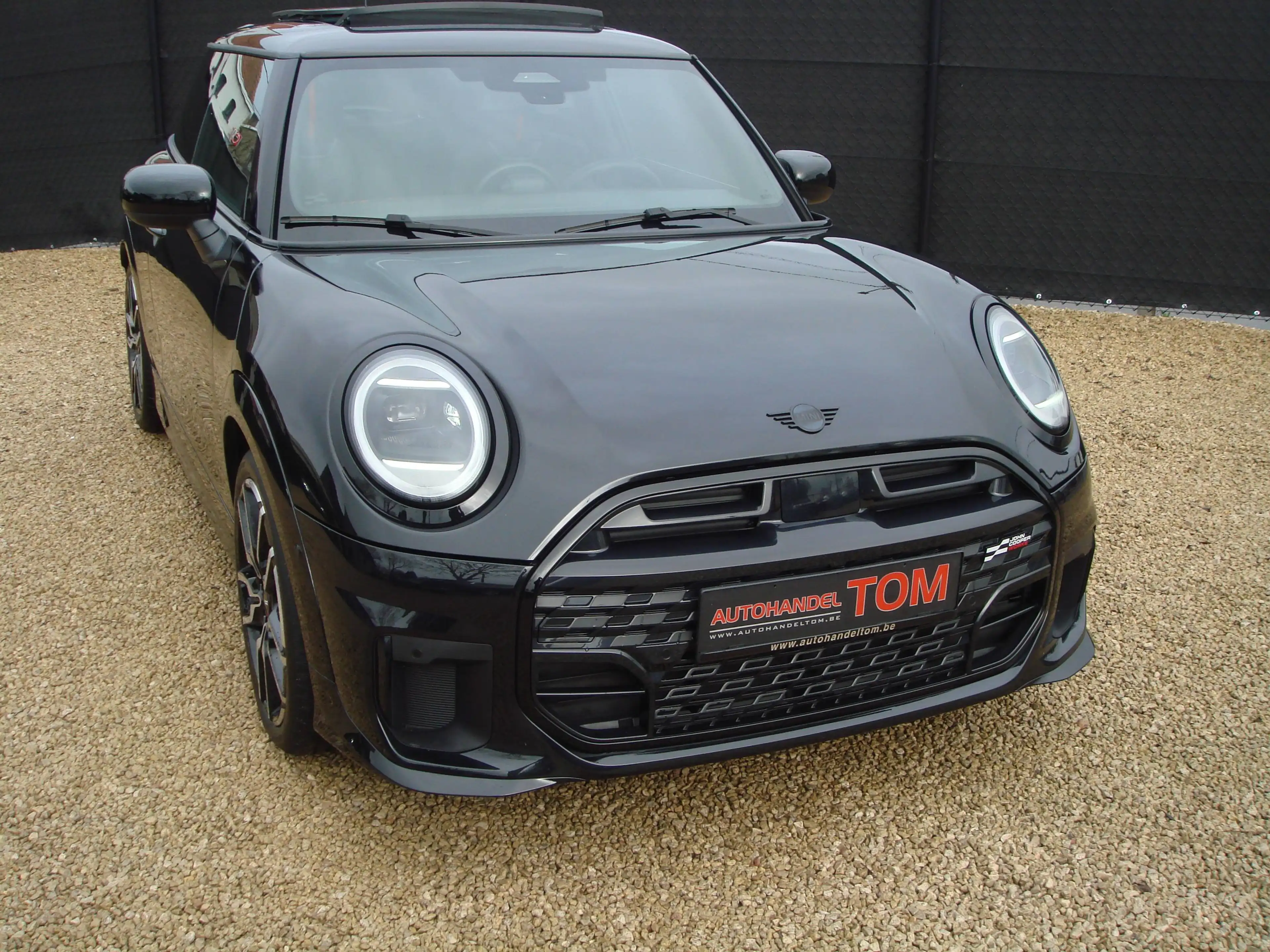 MINI Cooper S NEW MOD 2024 * COOPER S JOHN WORKS * LEDER * NAVI * HEAD UP DISPLAY * PANODAK * LED *