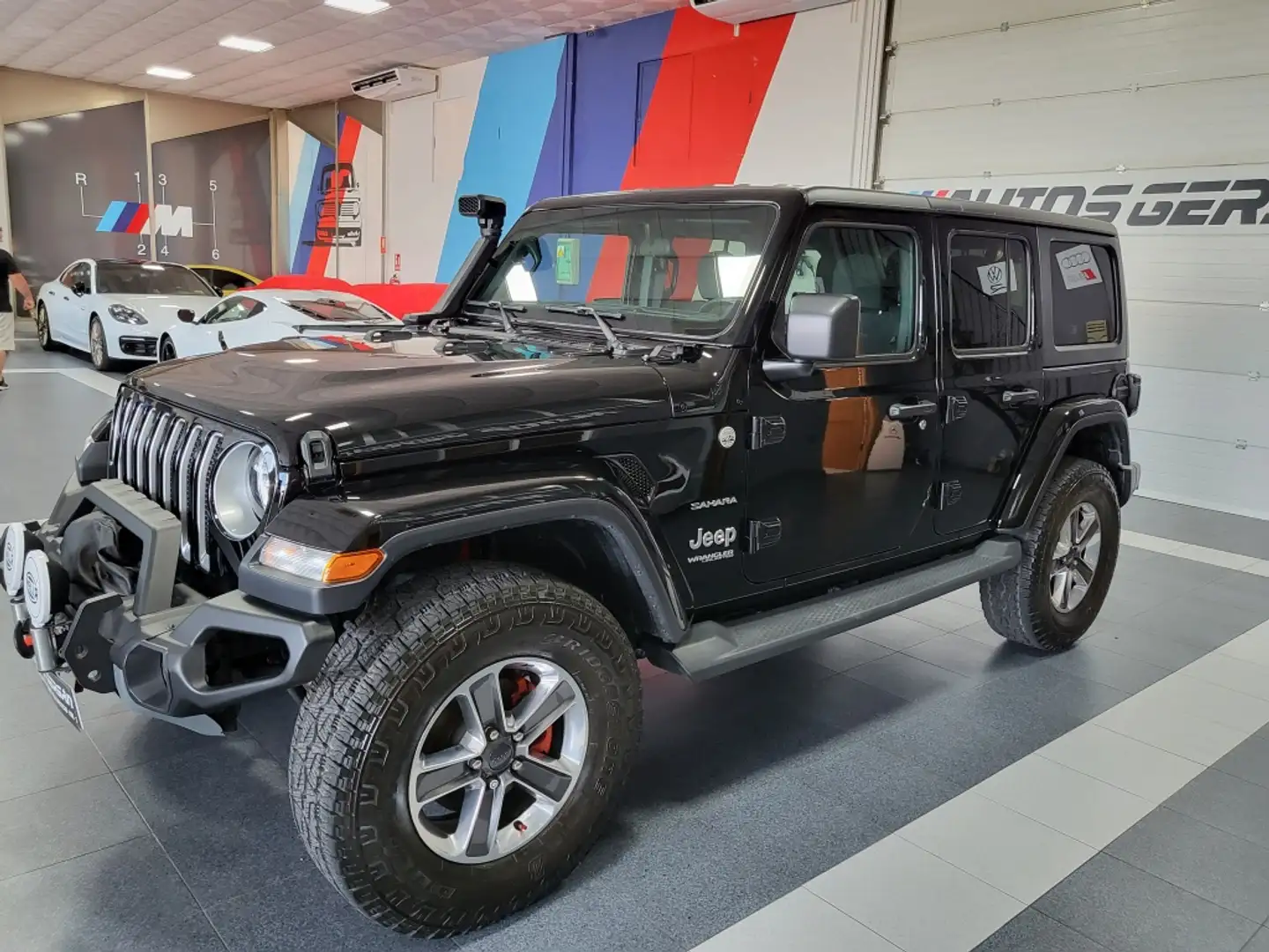 Jeep Wrangler Todoterreno Manual de 5 Puertas Nero - 1