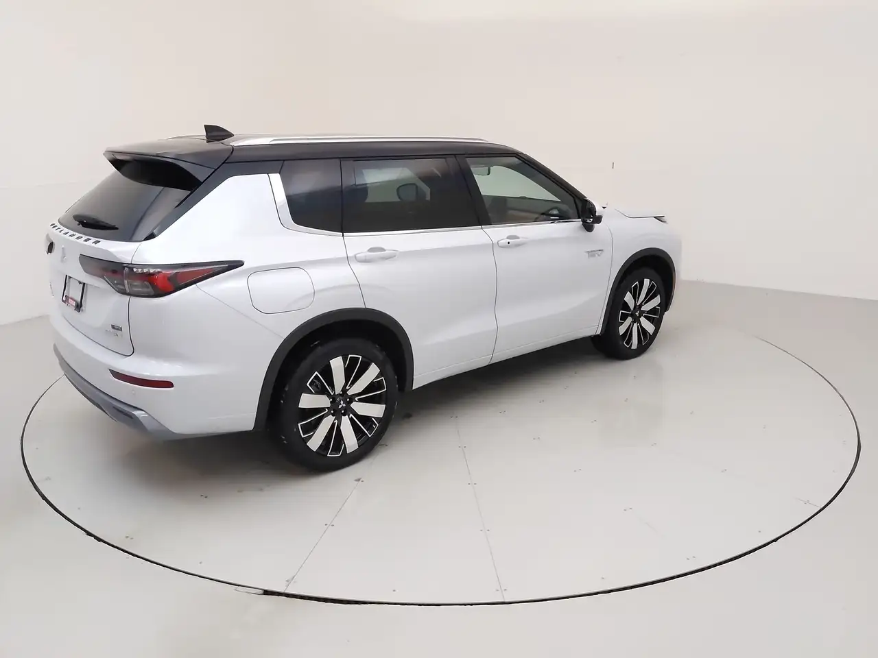 Mitsubishi Outlander снимка Mitsubishi Outlander