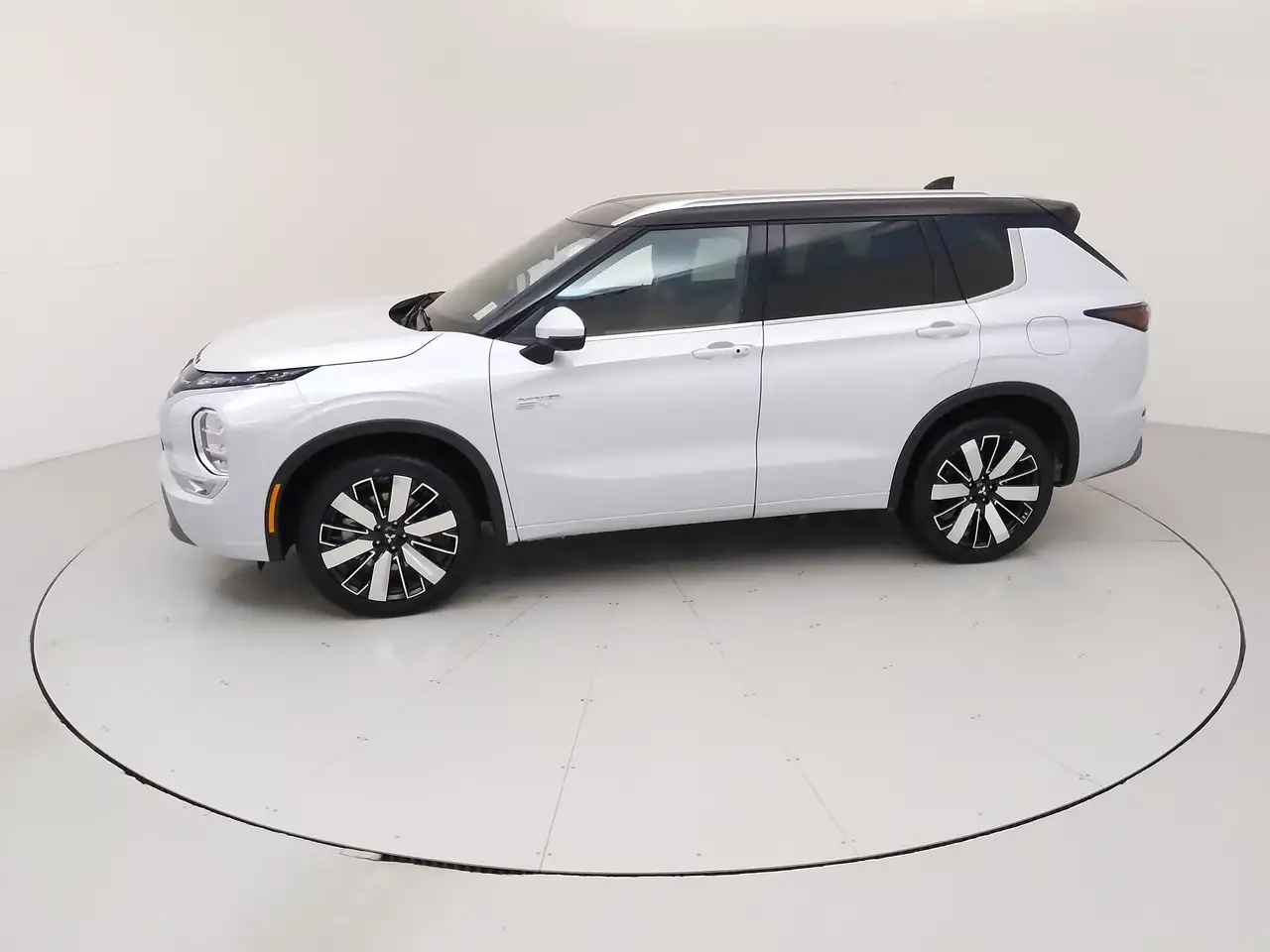 Mitsubishi Outlander снимка Mitsubishi Outlander
