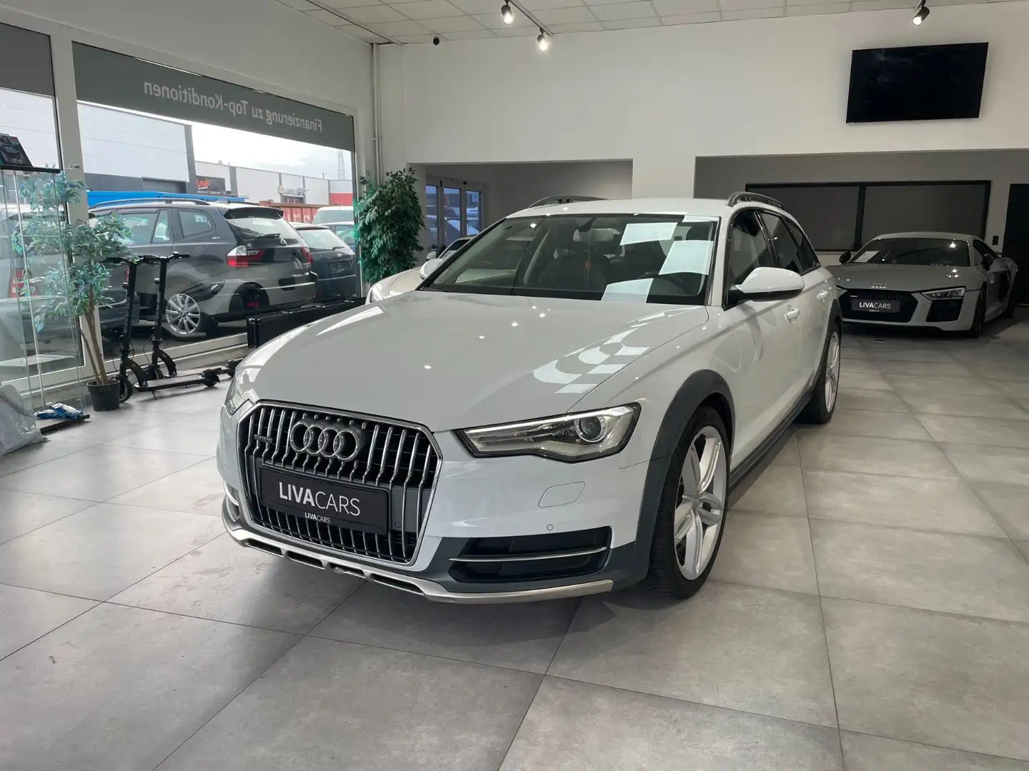 Audi A6 allroad quattro 3.0 TDI MMI/RFK/LED/TOP! Weiß - 2