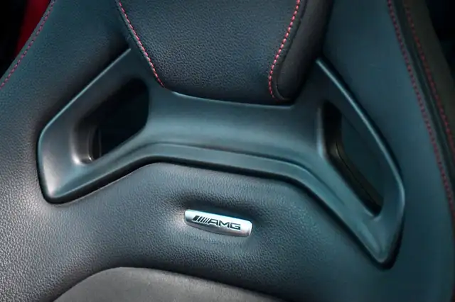Mercedes-Benz Cla view 10